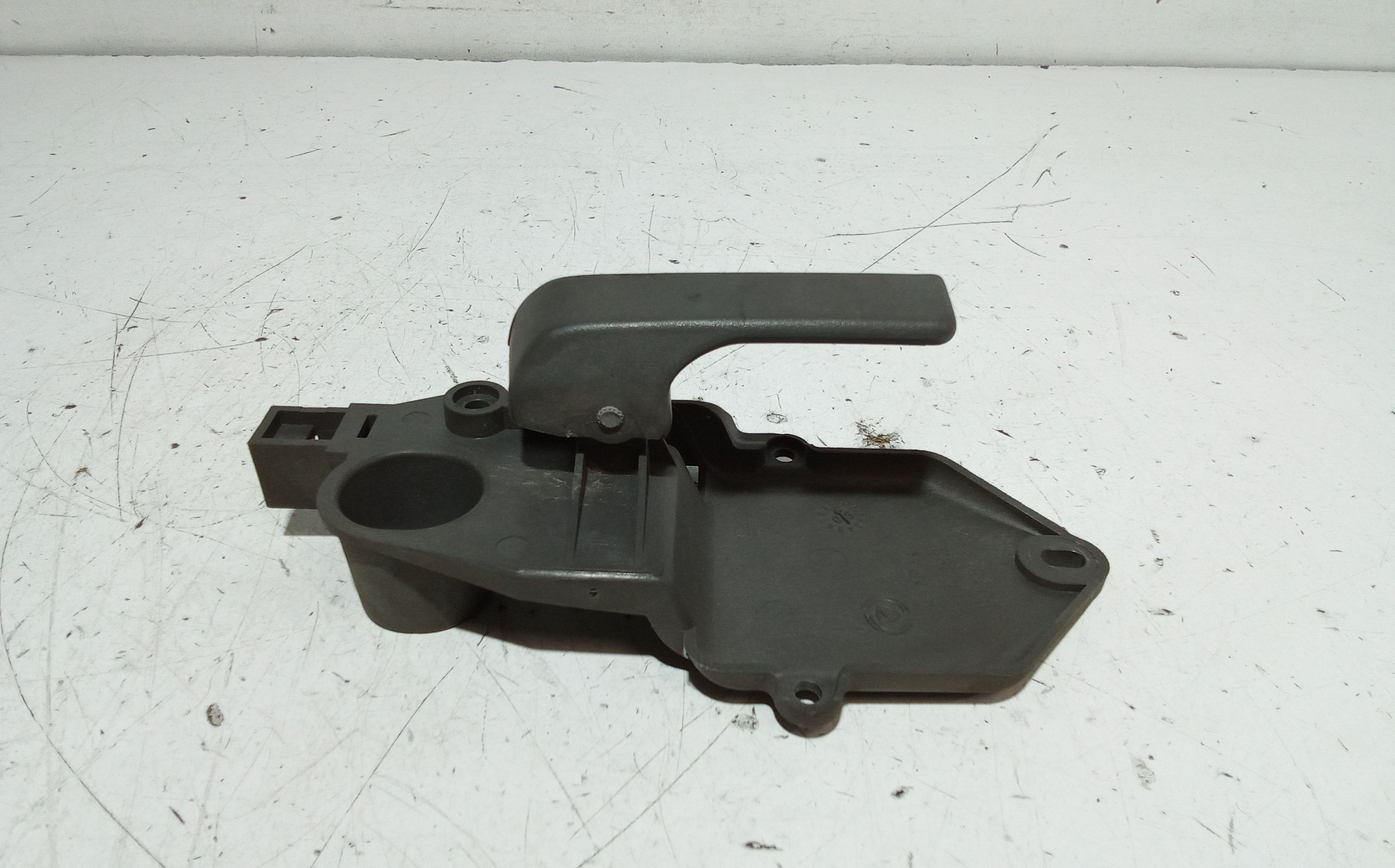 Maniglia Int. Apertura Porta Ant. Destro Usato