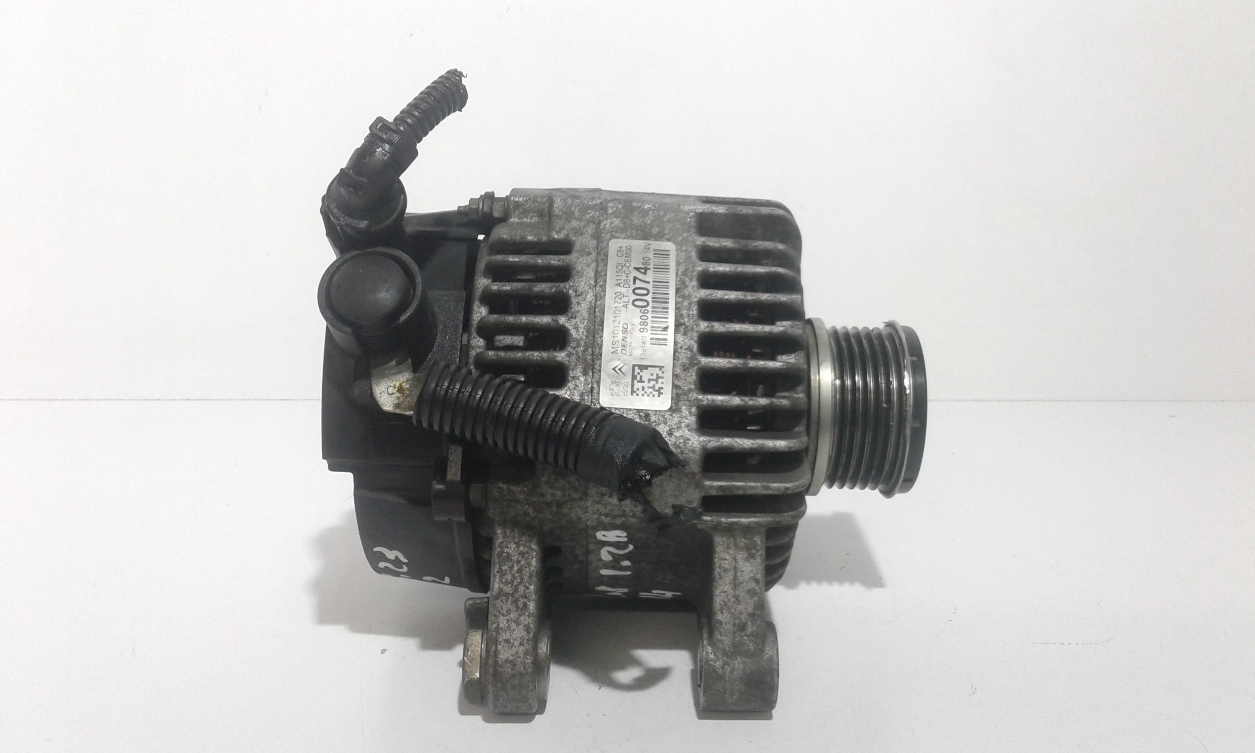 Alternatore 1608064580 Usato