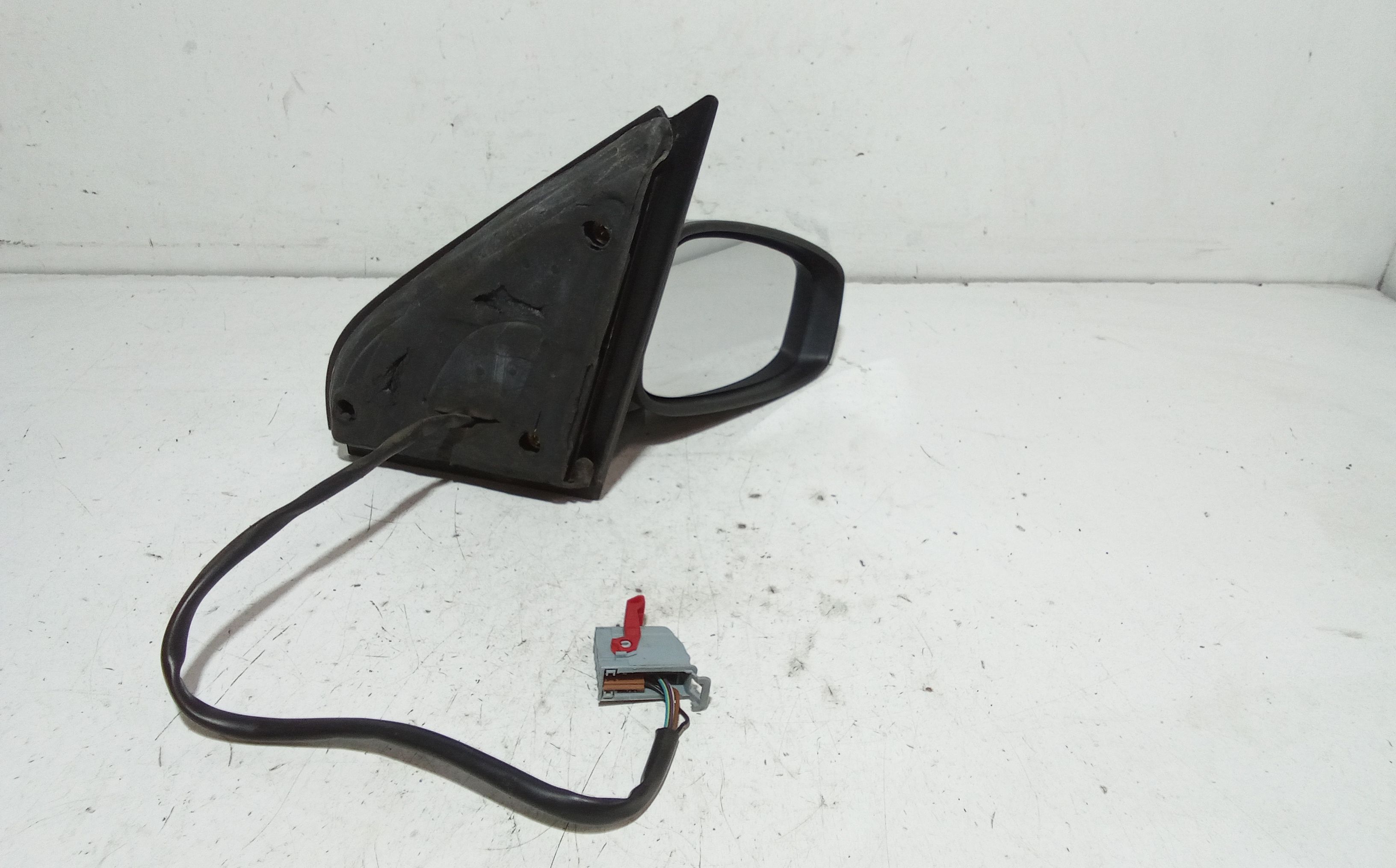 Retrovisore Est. Destro Usato