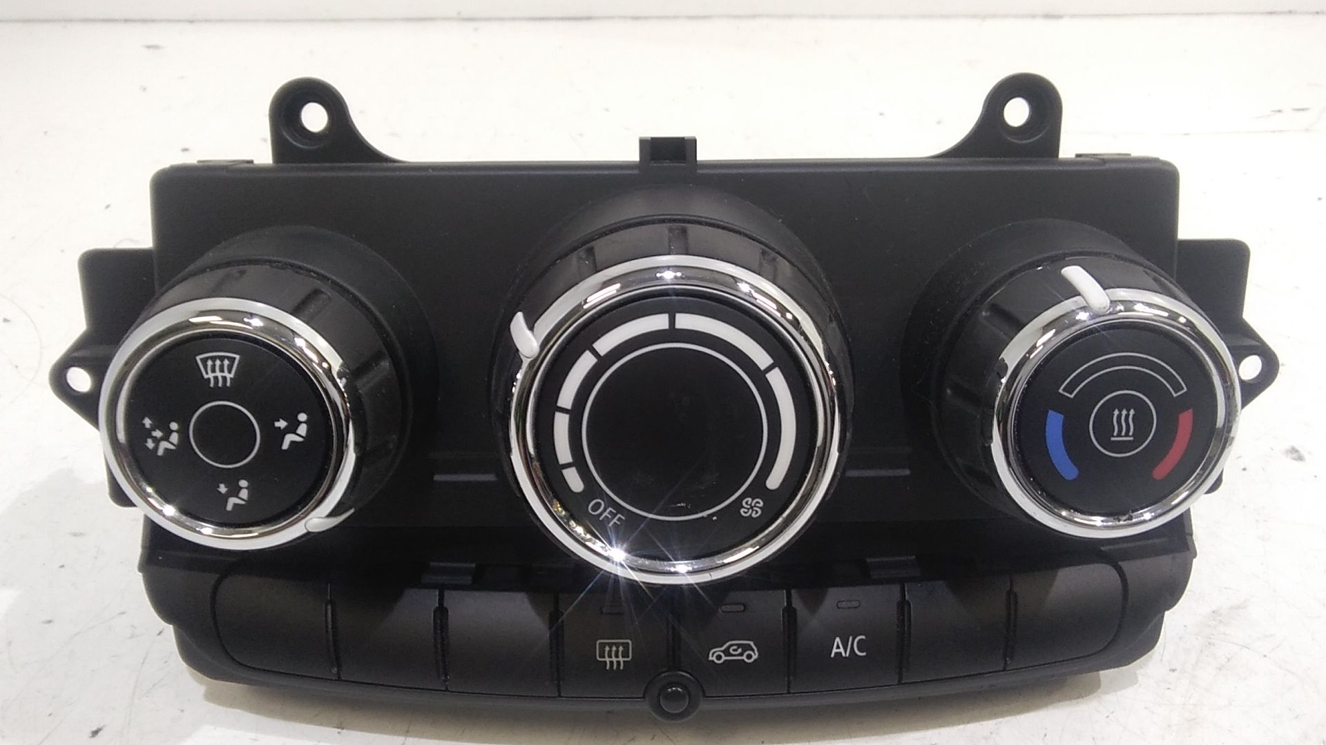 Blocco Comando Climatizzazione 61319334600 Usato