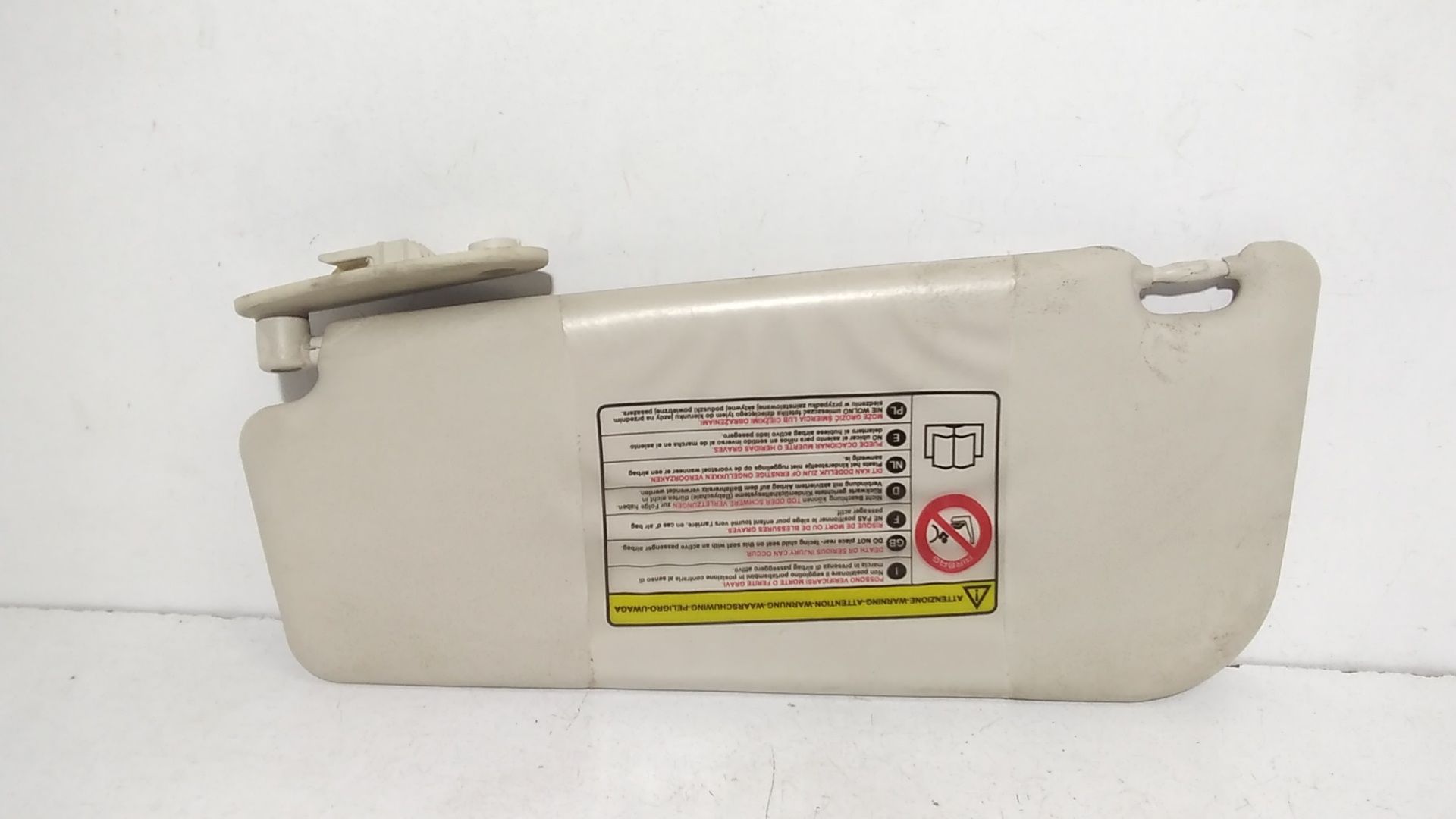 Aletta Parasole Parabrezza Destro 735411165 Usato