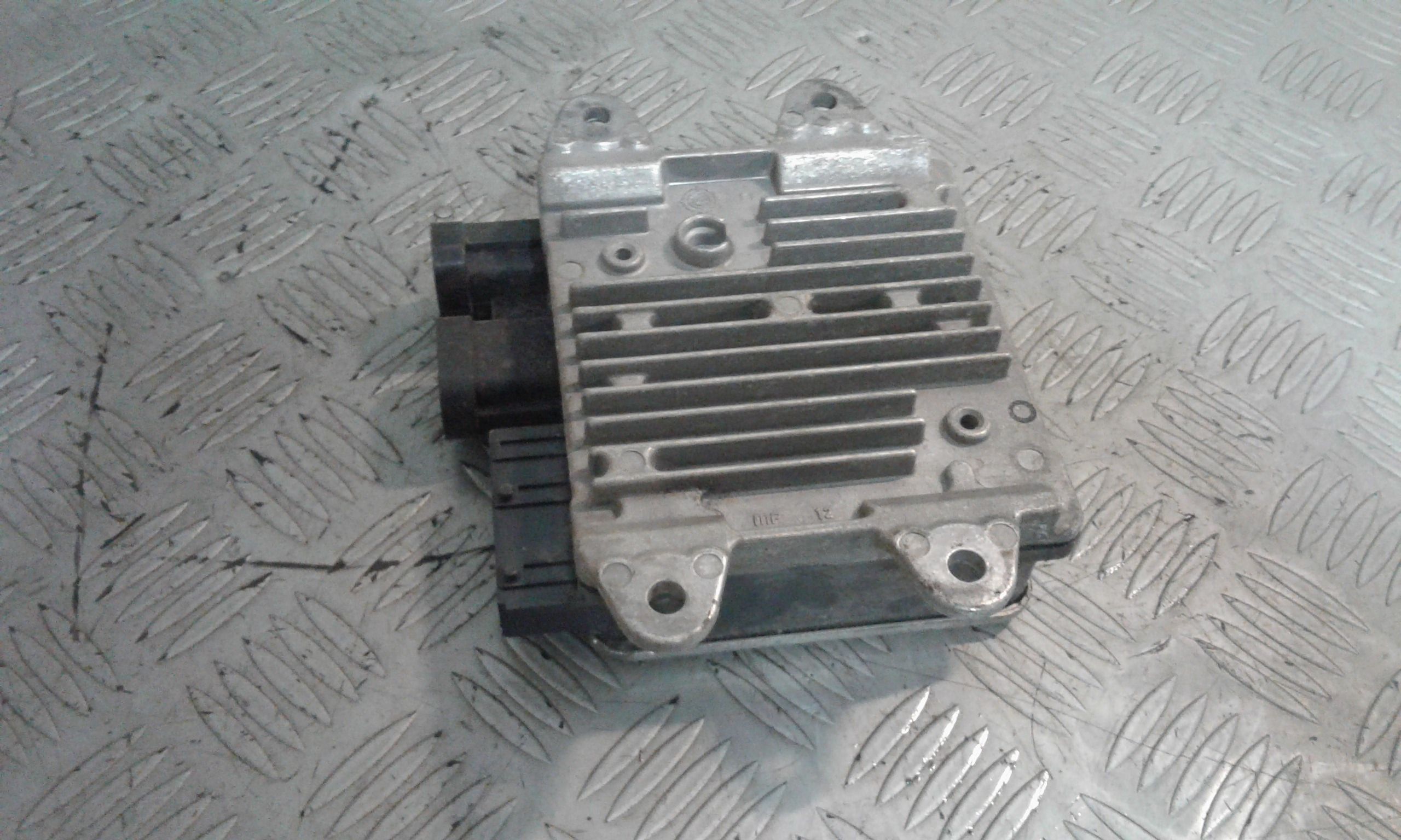 Centralina Sterzo 400692 Usato