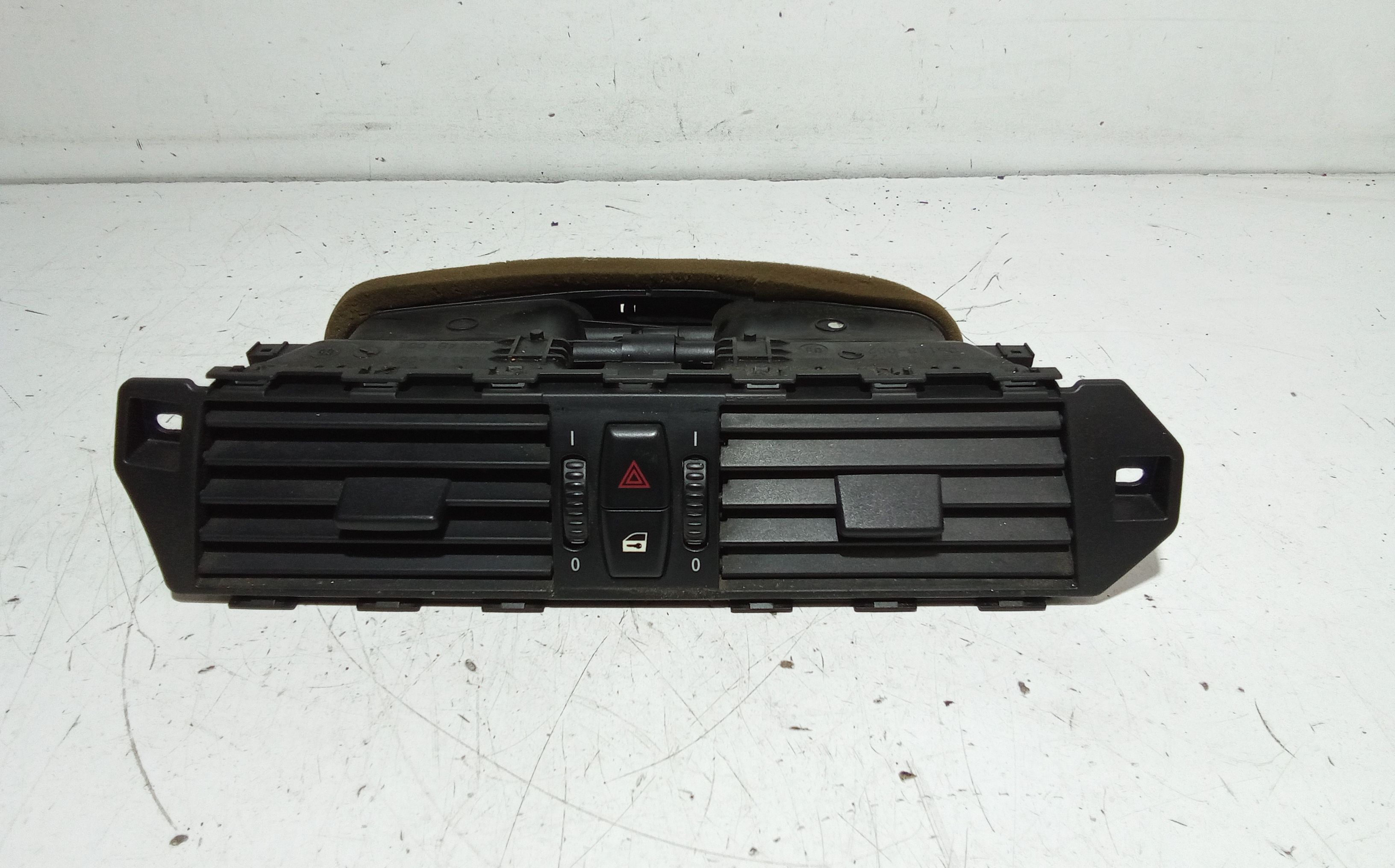 Condotto Aria Bocchette Centr. Sup. Cruscotto Usato