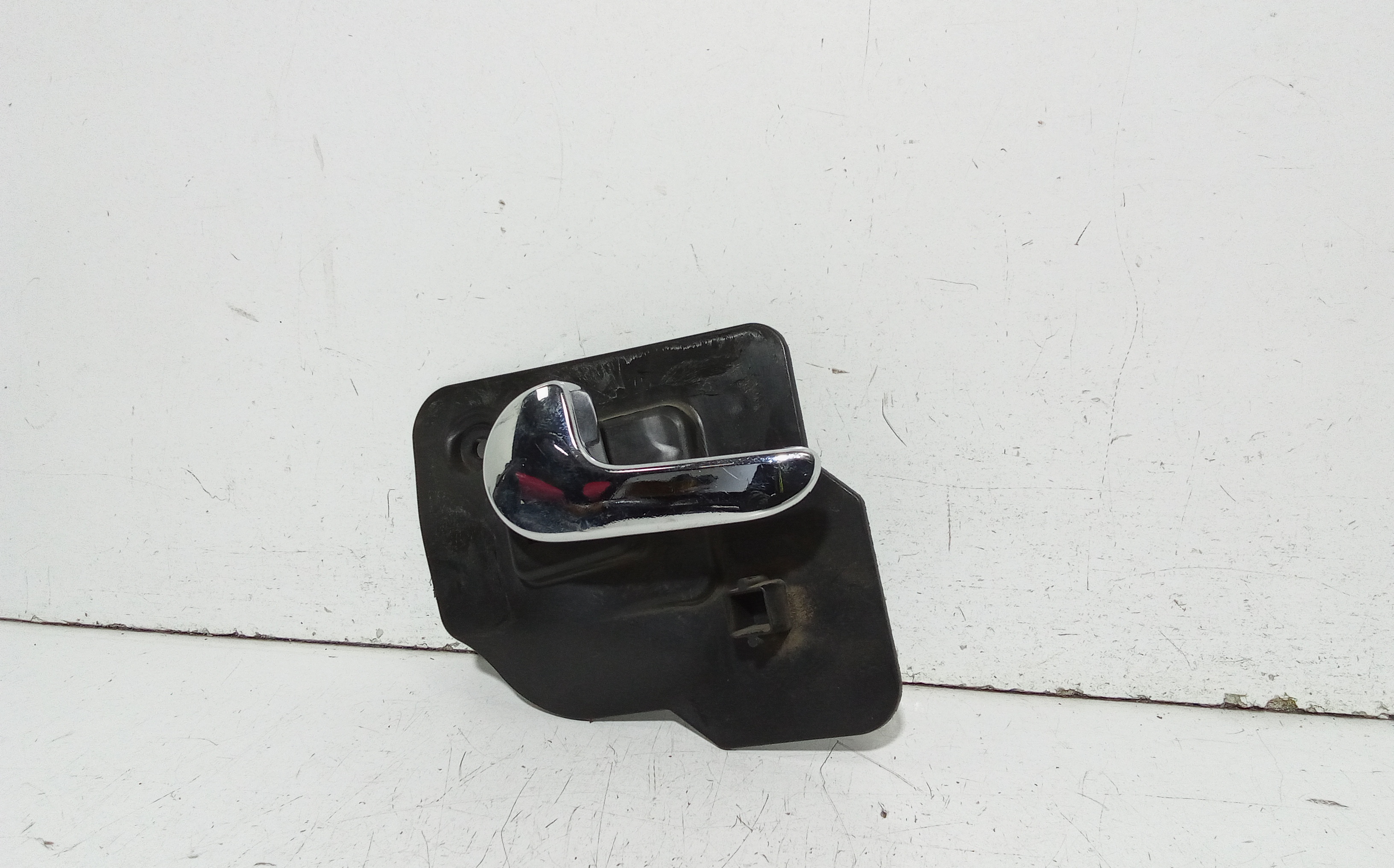 Maniglia Int. Apertura Porta Ant. Sinistro 13121867 Usato