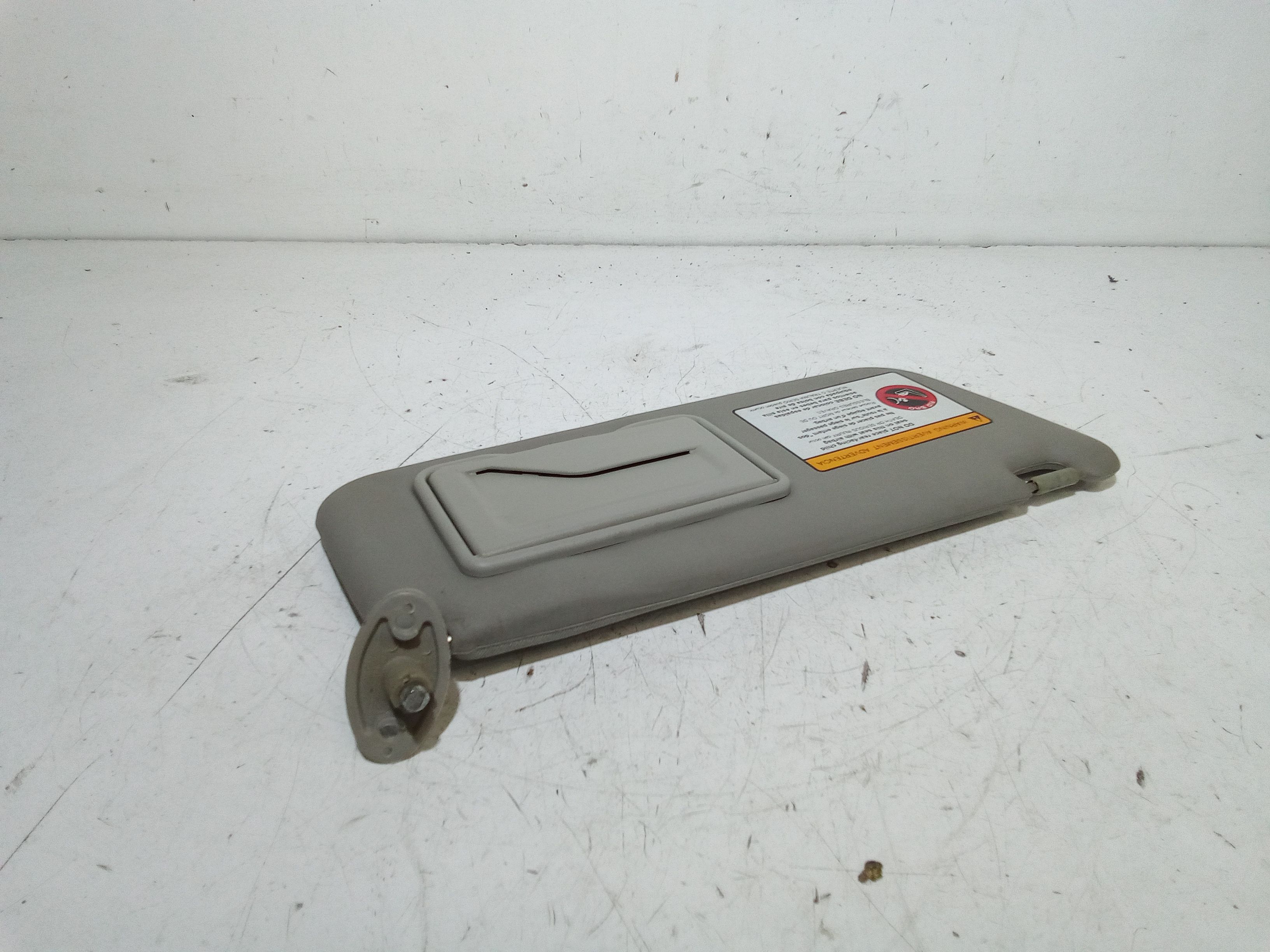 Aletta Parasole Parabrezza Destro 96658514 Usato