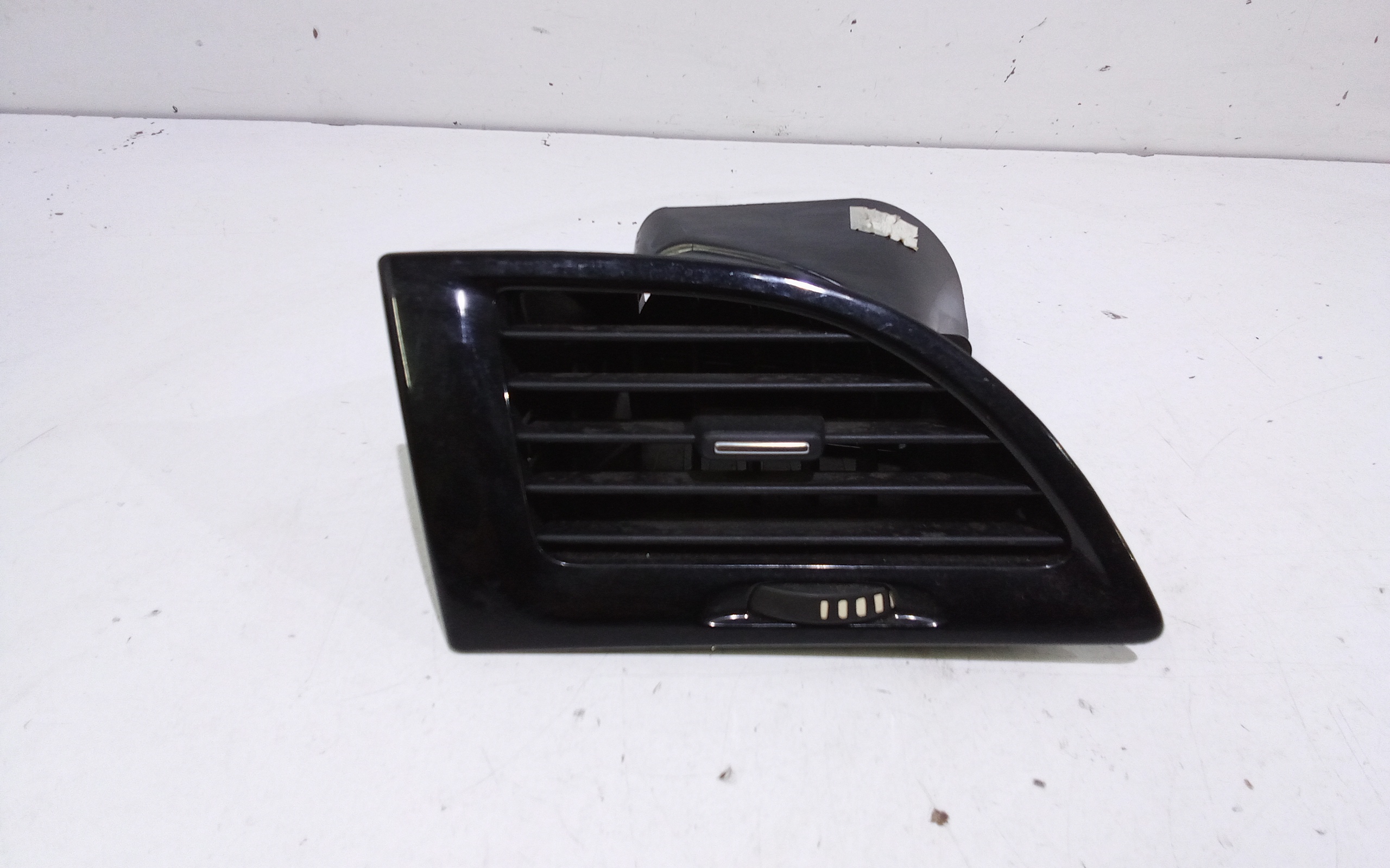 Condotto Aria Bocchette Lat. Cruscotto Sinistro Usato