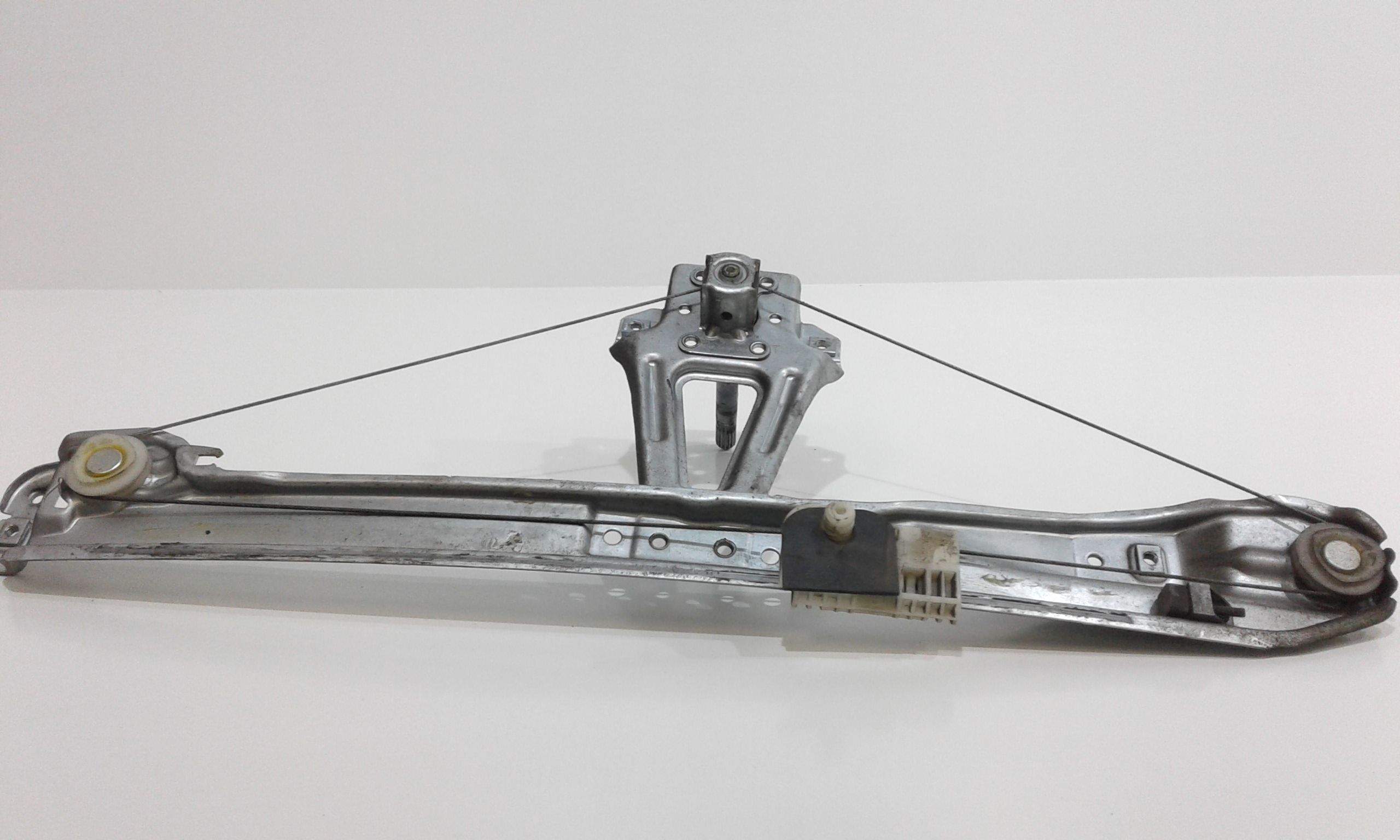 Alzacristallo Elettr. Porta Ant. Sinistro 8200291145 Usato