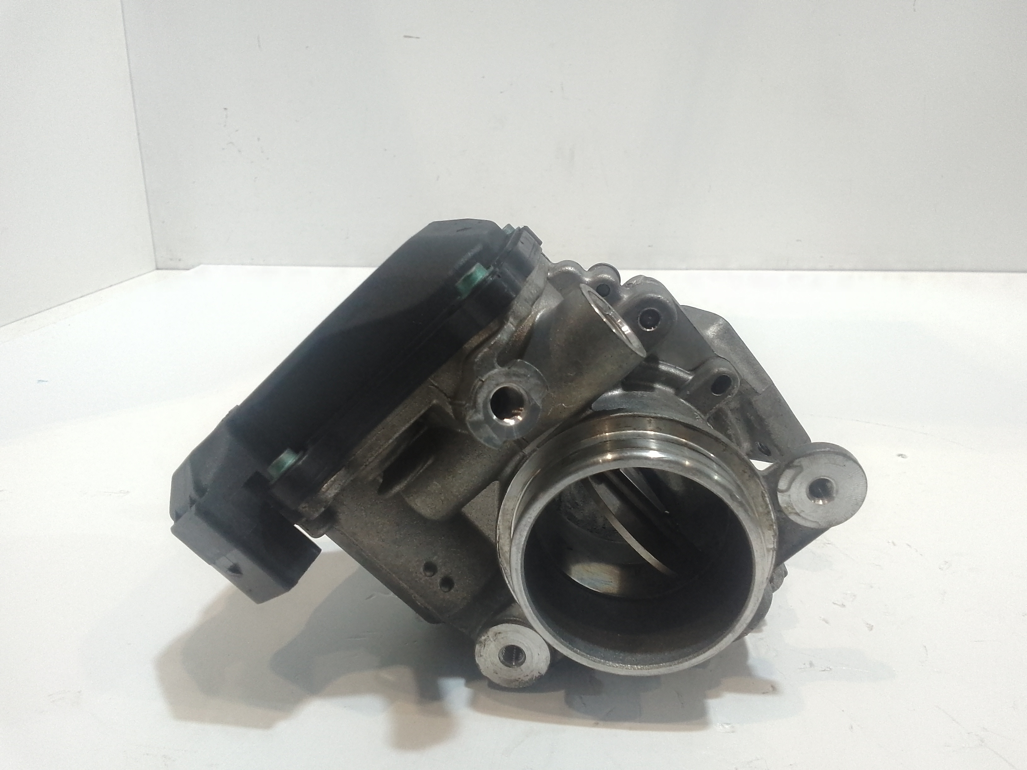 Corpo Farfallato 06F133062T Usato