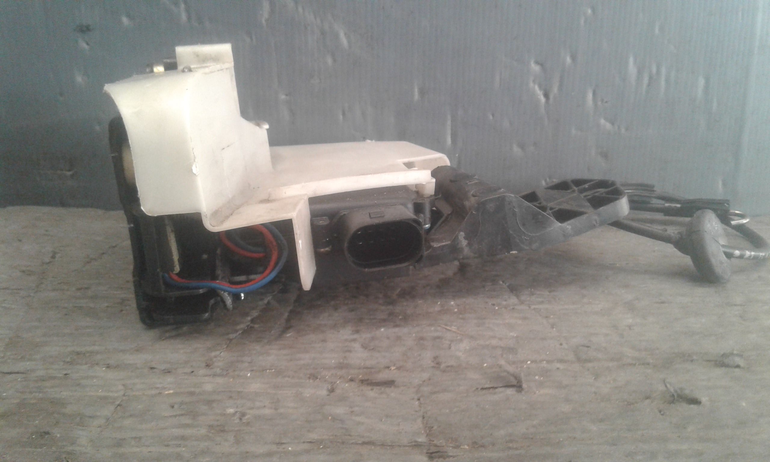 Serratura Porta Ant. Destro 3B1837016C Usato