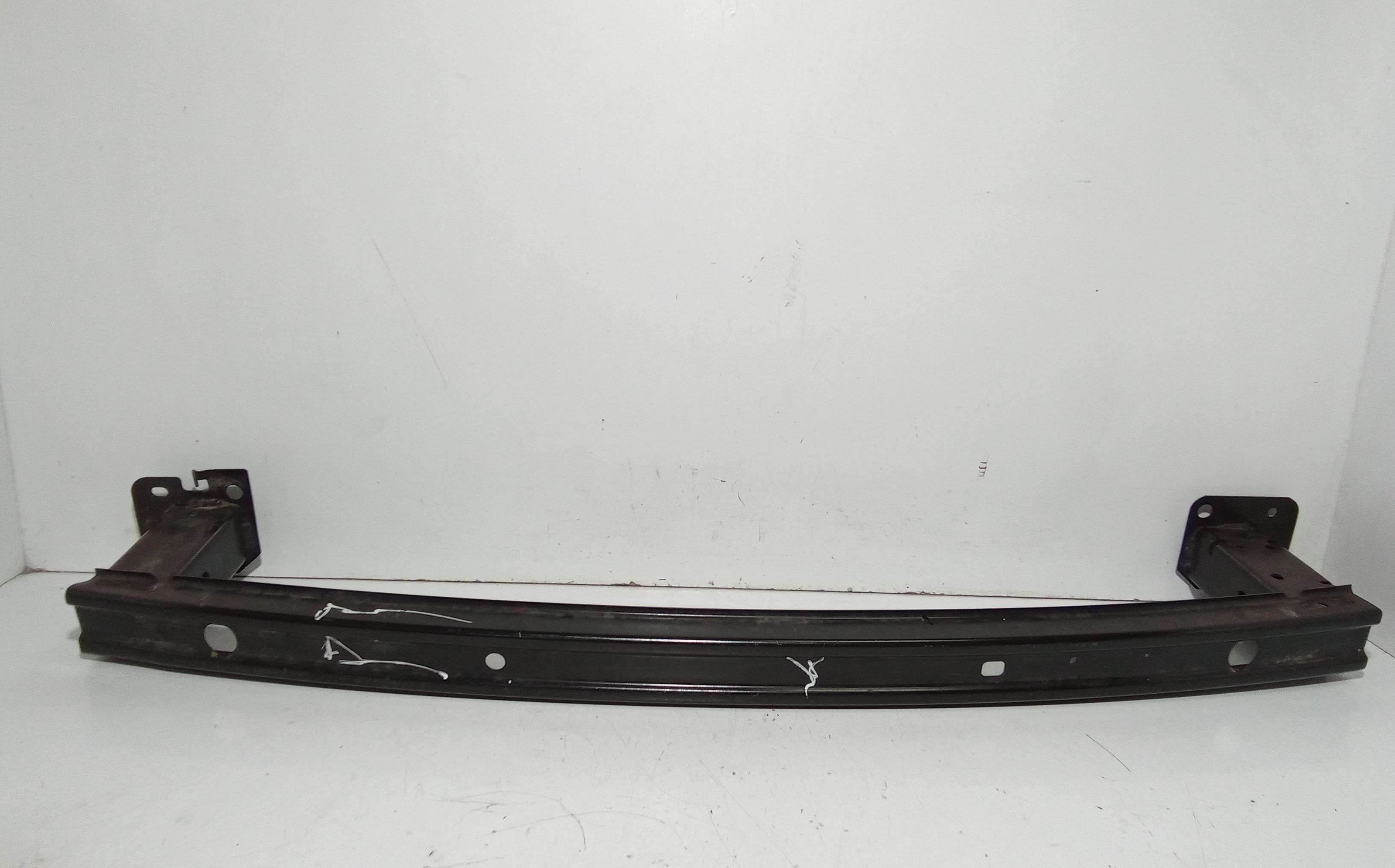 Rinforzo Paraurti Ant. 620315FA0J Usato