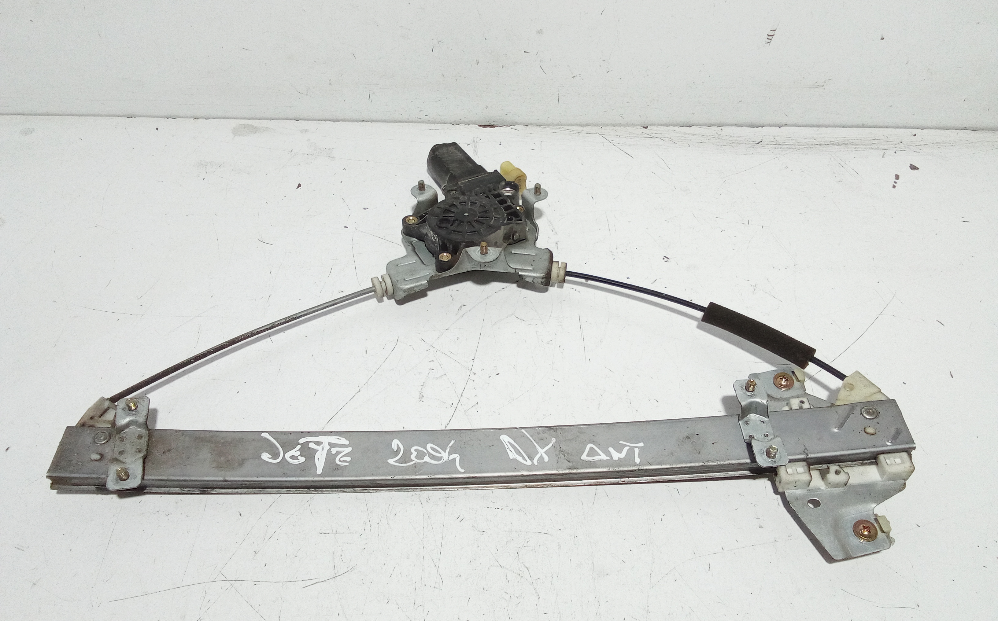 Alzacristallo Porta Ant. Destro 824021C000 Usato