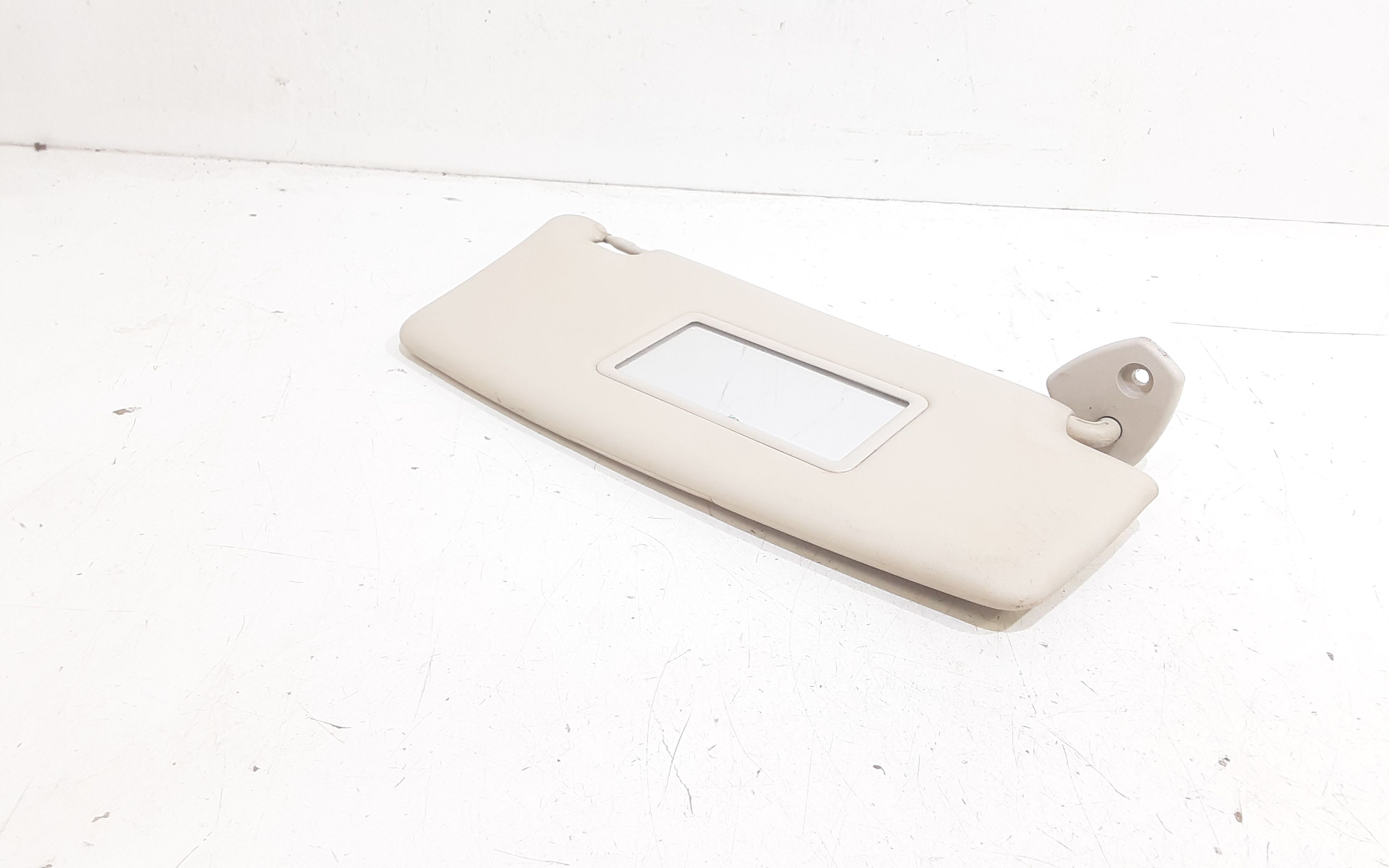 Aletta Parasole Parabrezza Destro Usato