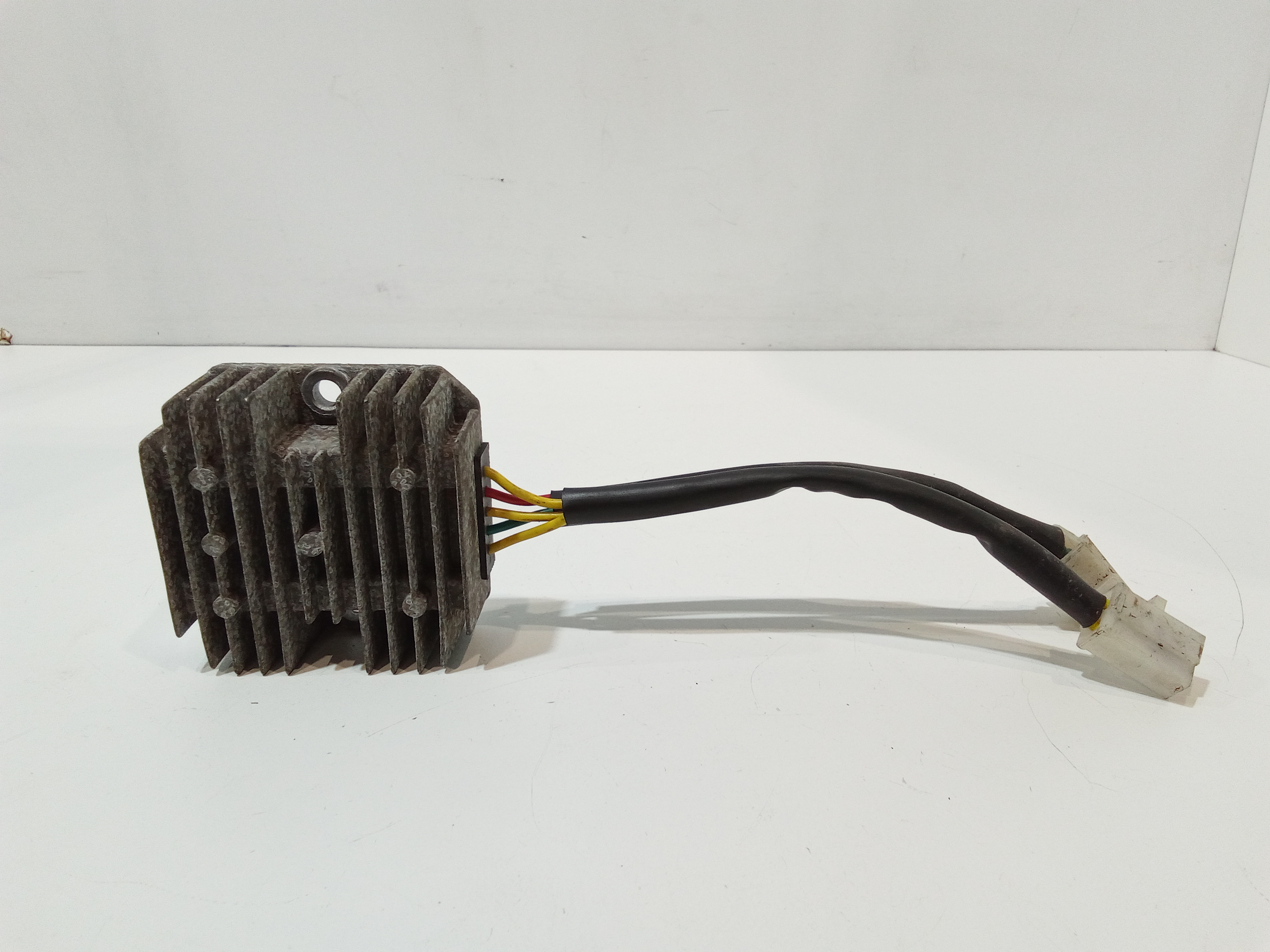 Regolatore Tensione Usato