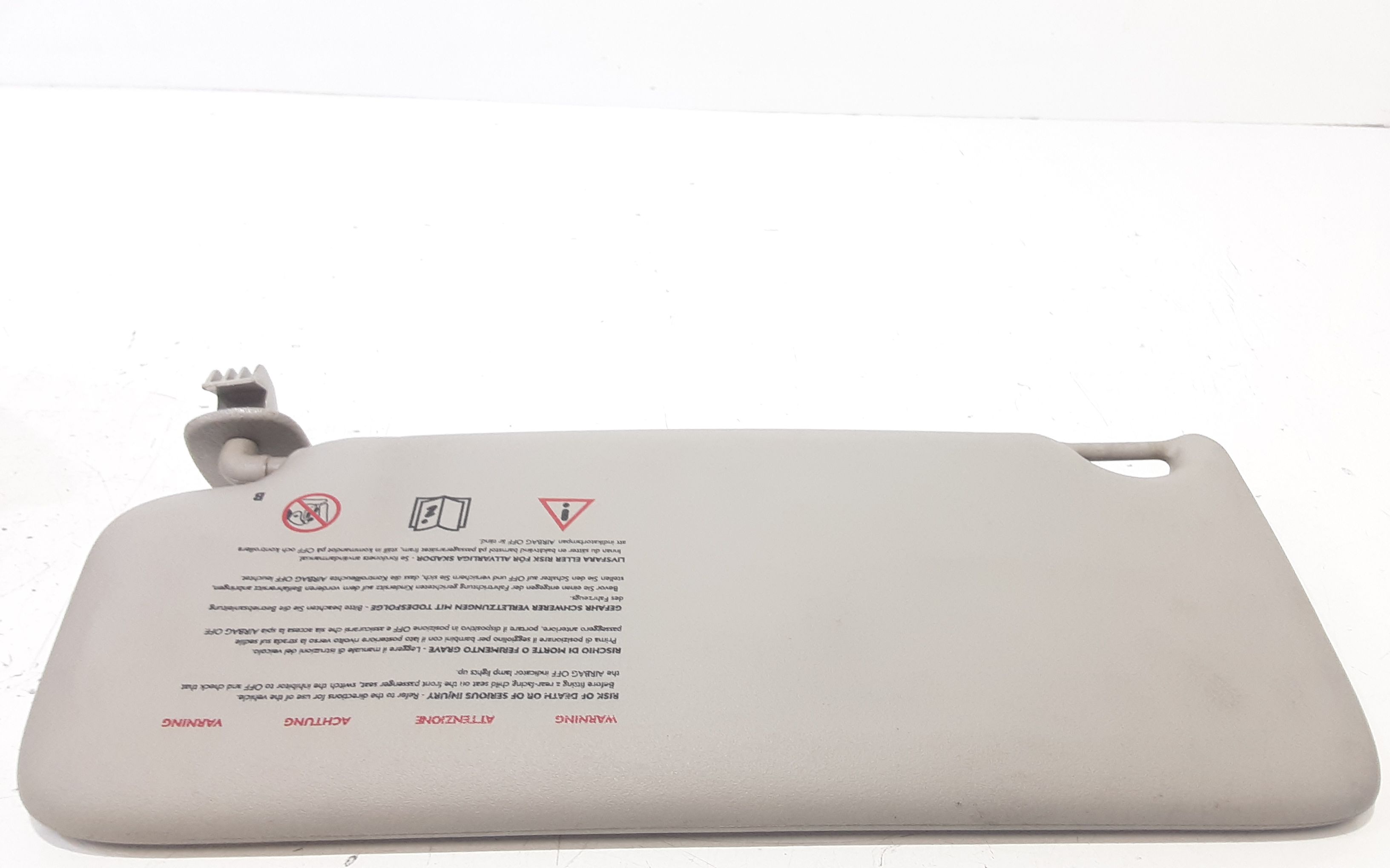 Aletta Parasole Parabrezza Destro 8200809473 Usato