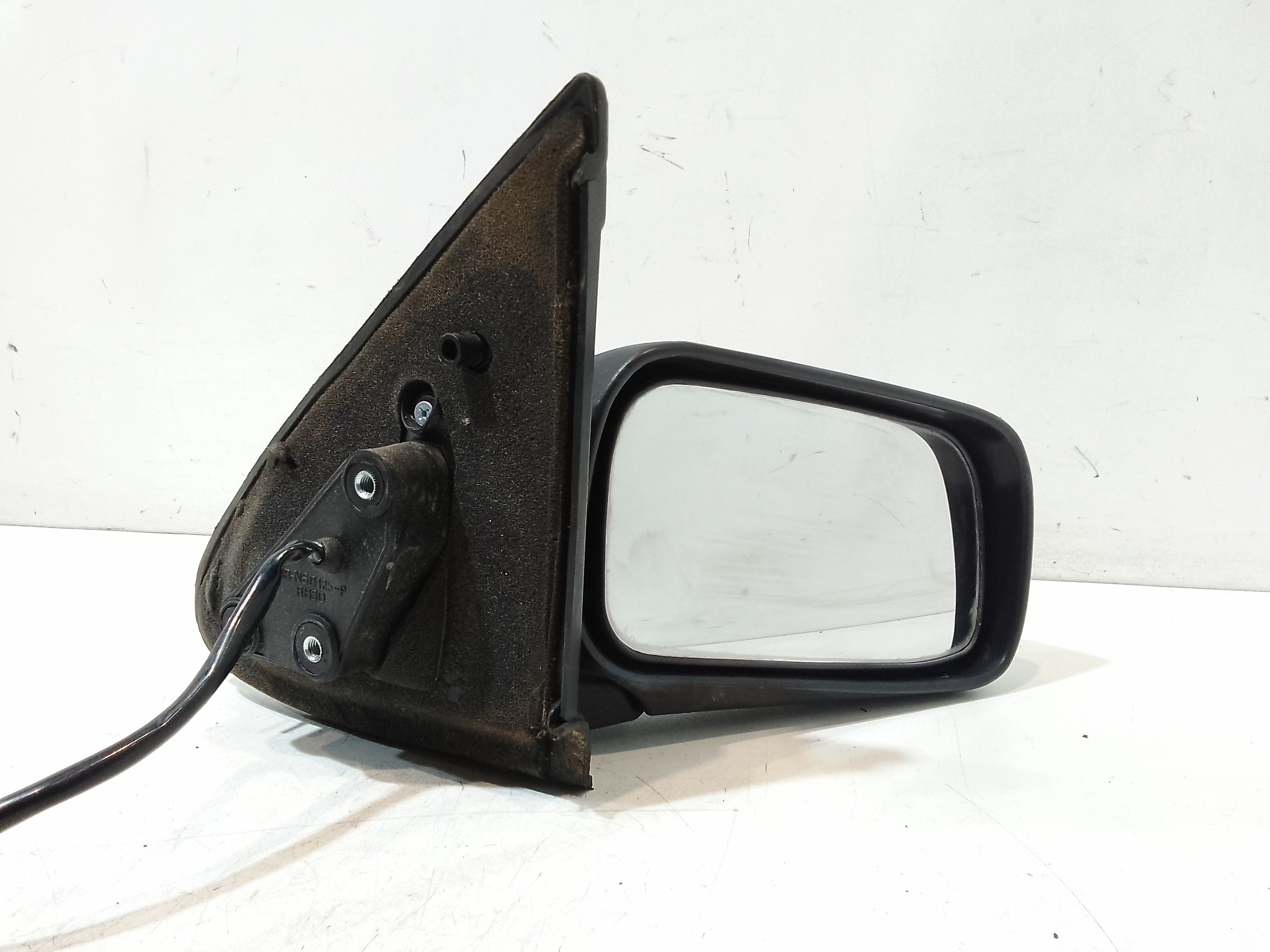 Retrovisore Est. Destro 963011N210 Usato