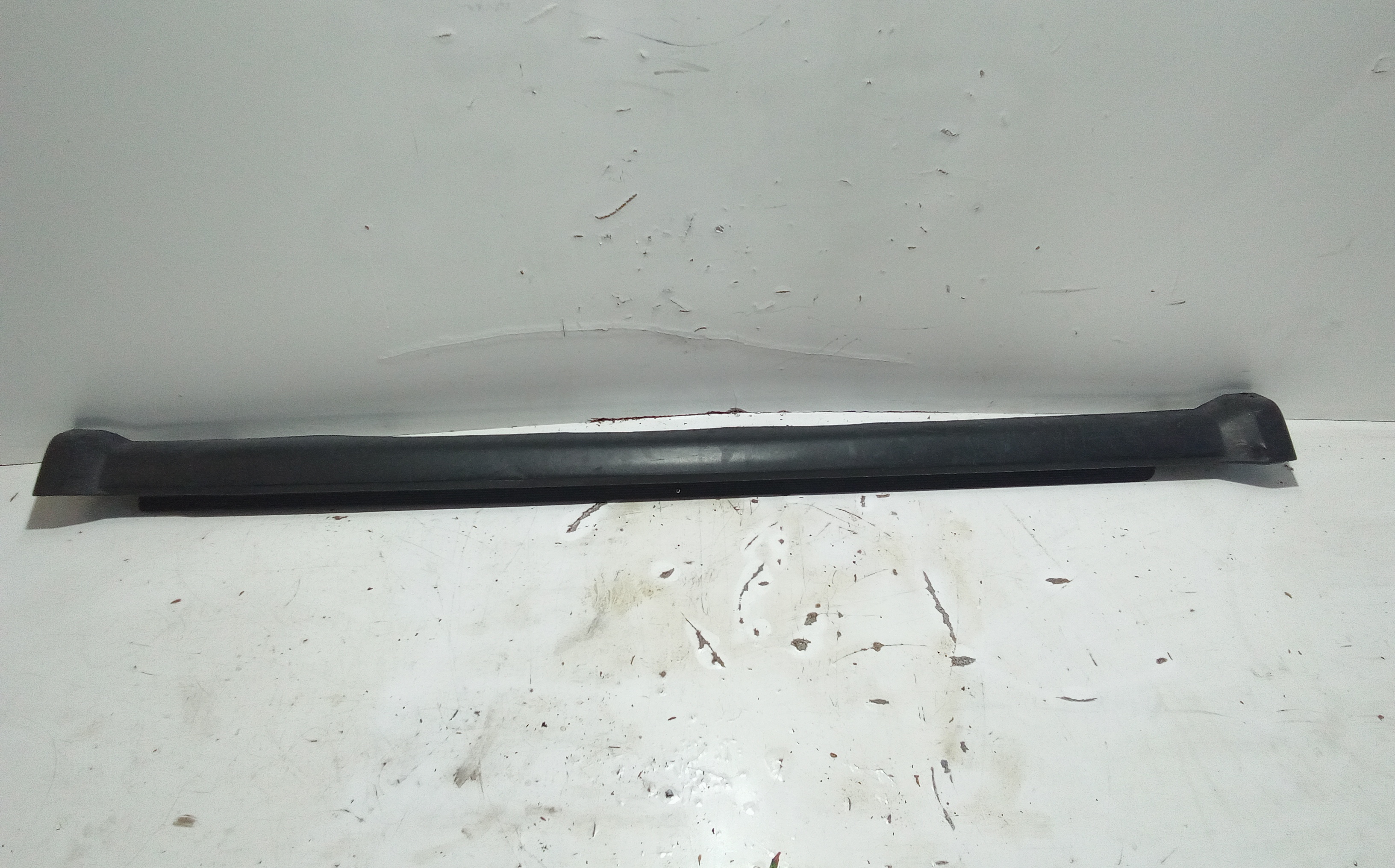 Modanatura Sottoporta Destro K05178148AH Usato