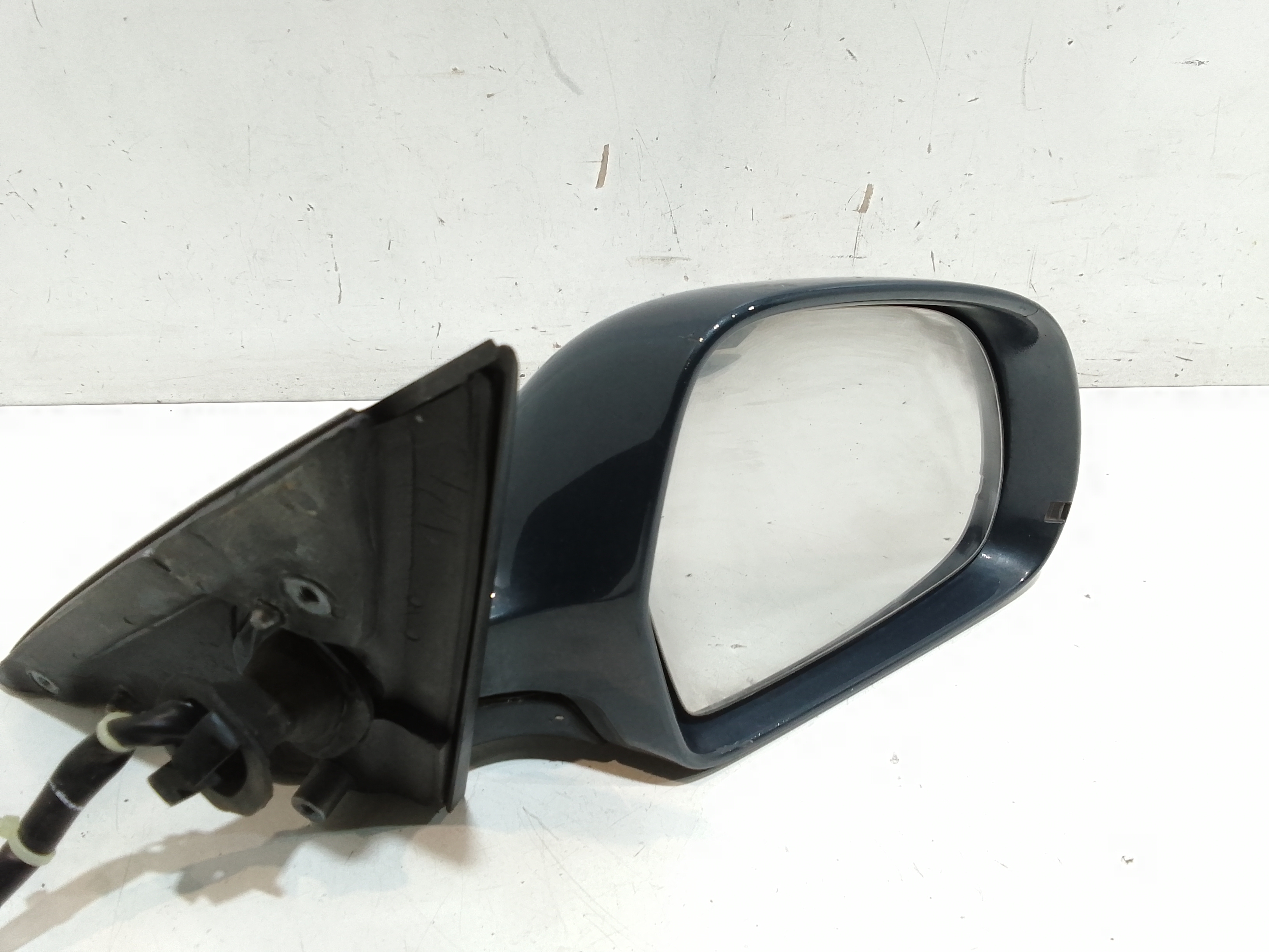 Retrovisore Est. Destro Usato