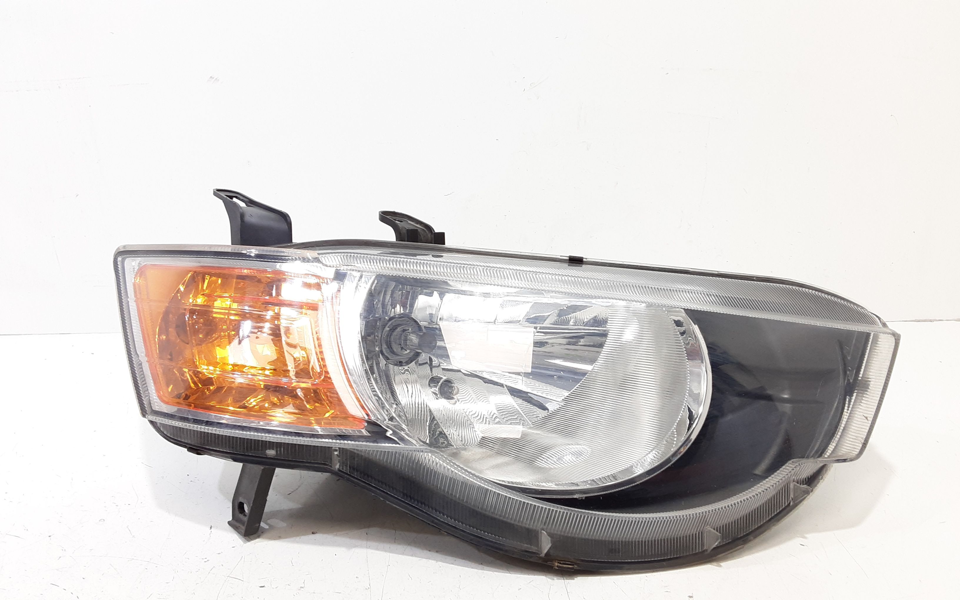 Proiettore Destro 8301B652 Usato