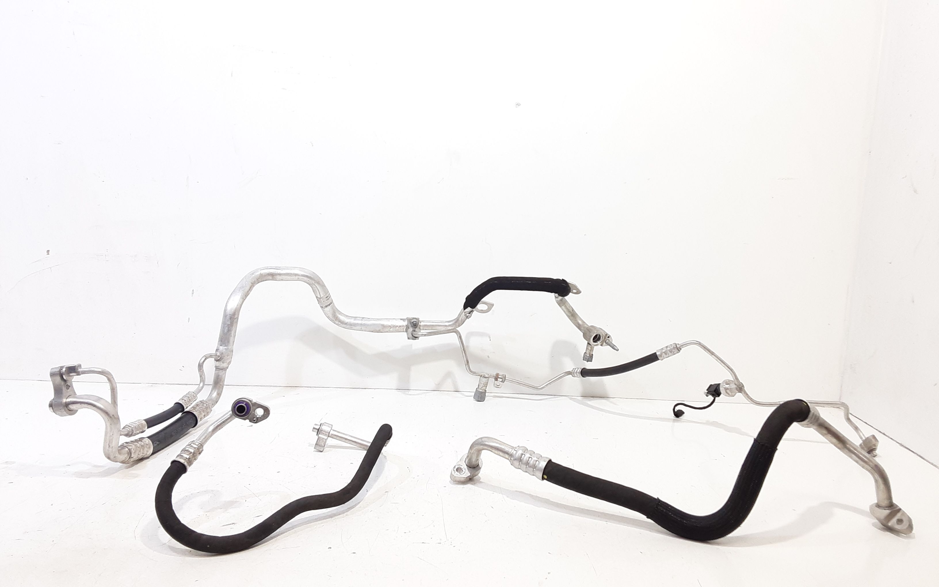 Kit Tubi A/c A1778305101 Usato