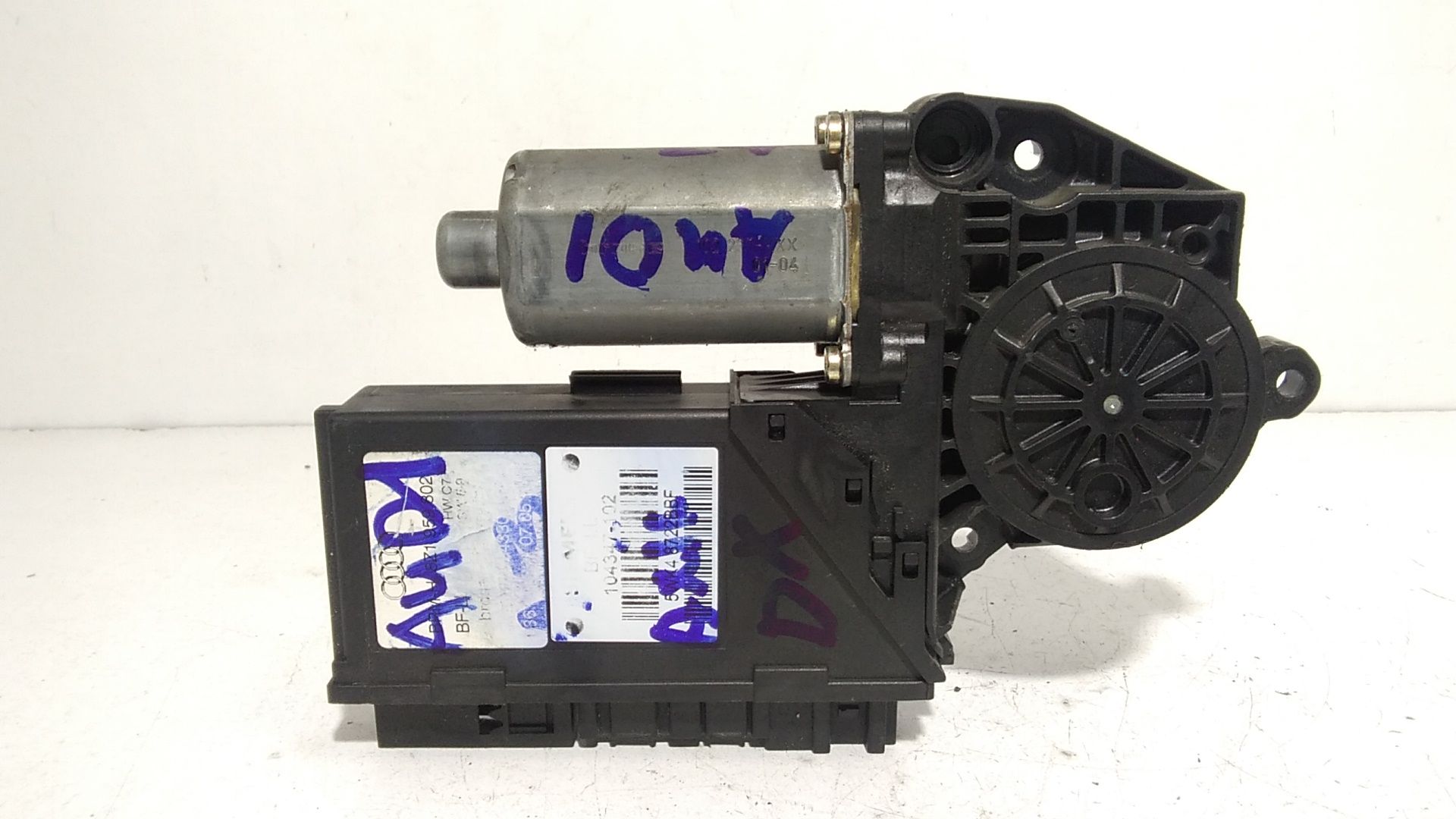 Motorino Alzacristallo Porta Ant. Destro 8Z1959802A Usato