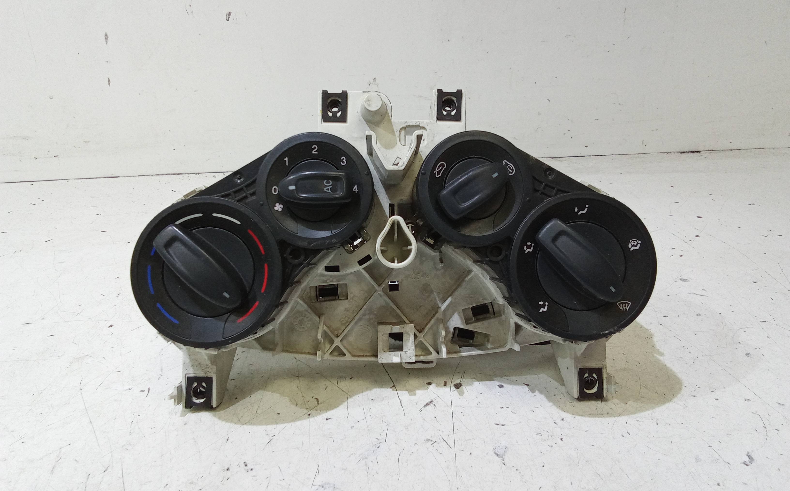 Blocco Comando Climatizzazione 1736671 Usato