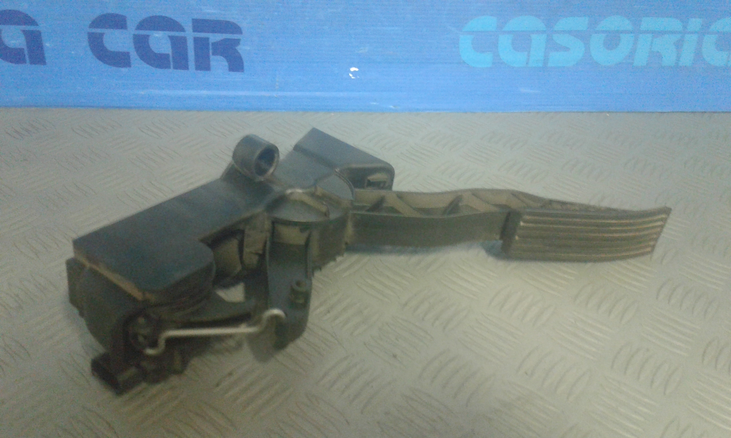 Pedale Acceleratore A1693000104 Usato