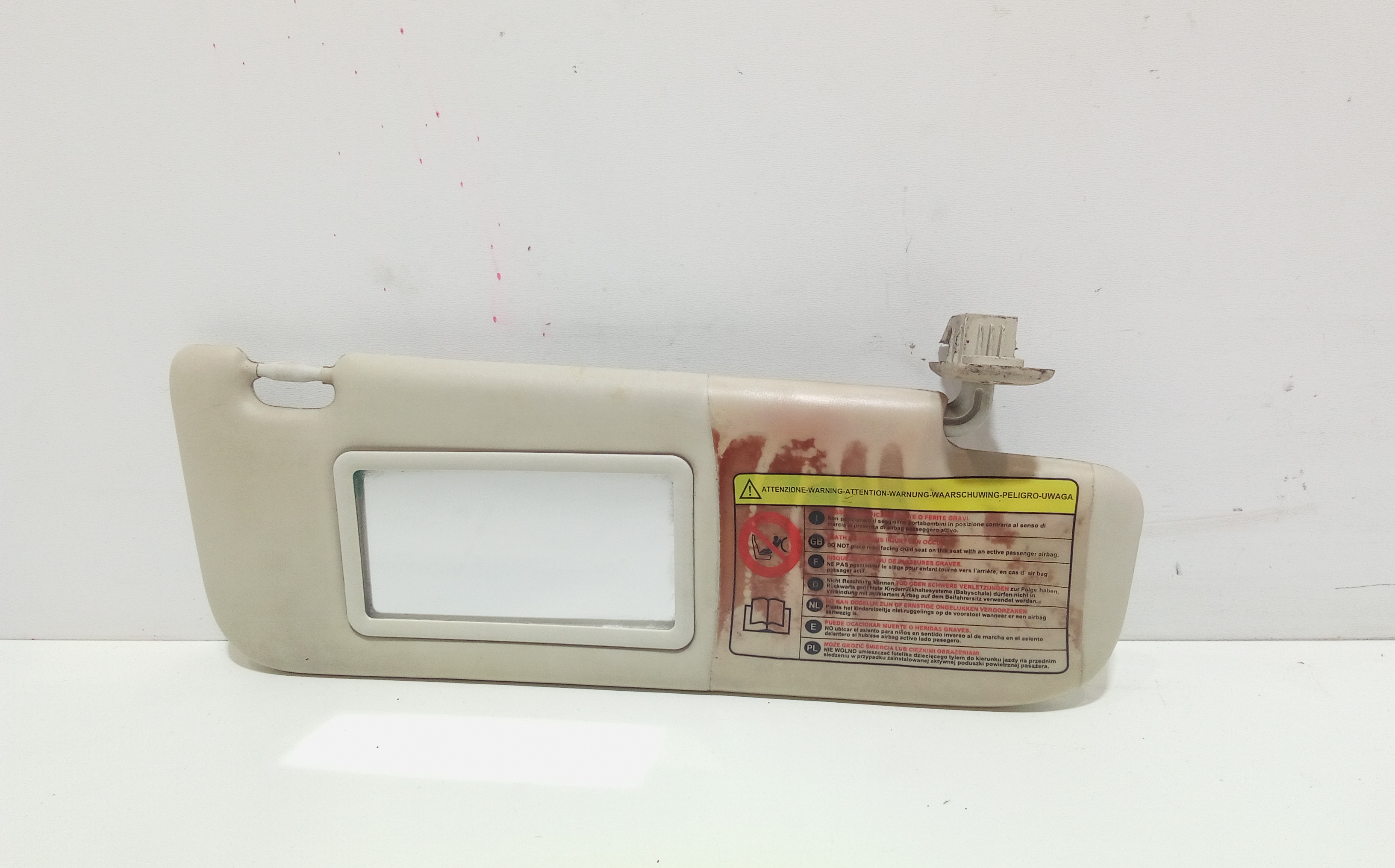 Aletta Parasole Parabrezza Destro 735452613 Usato