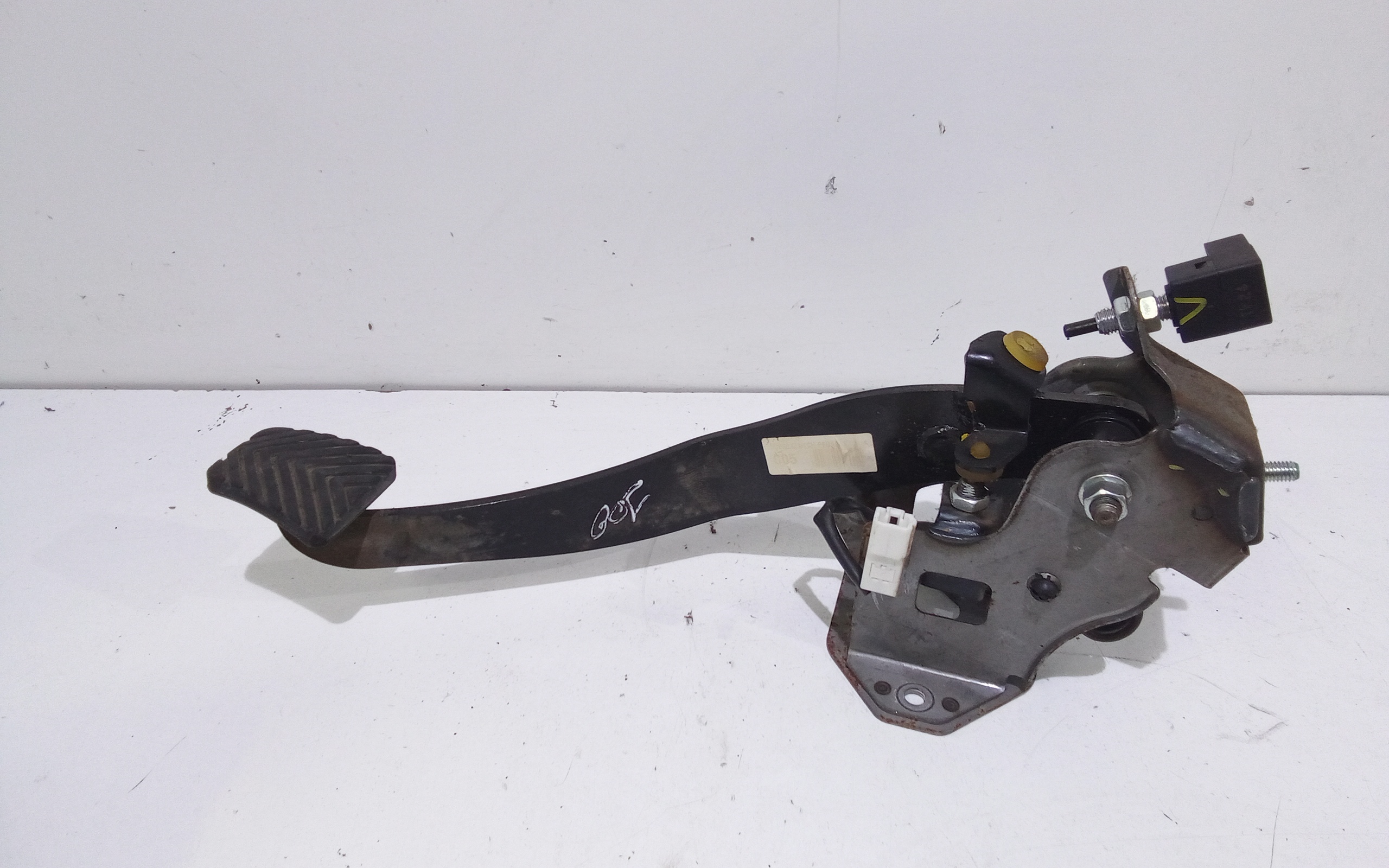 Pedale Frizione 328022S000 Usato