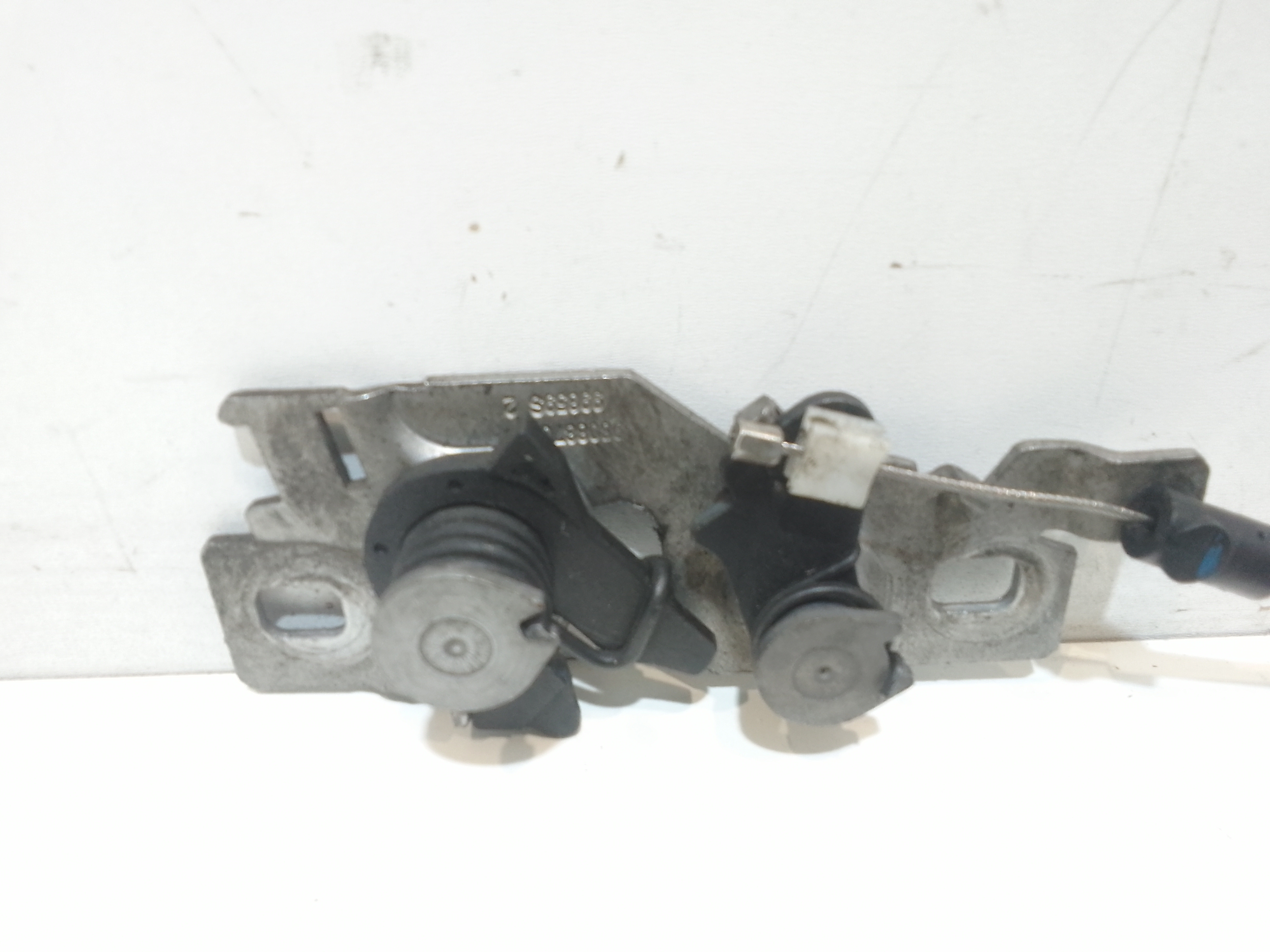 Serratura Cofano Ant. 9808870280 Usato