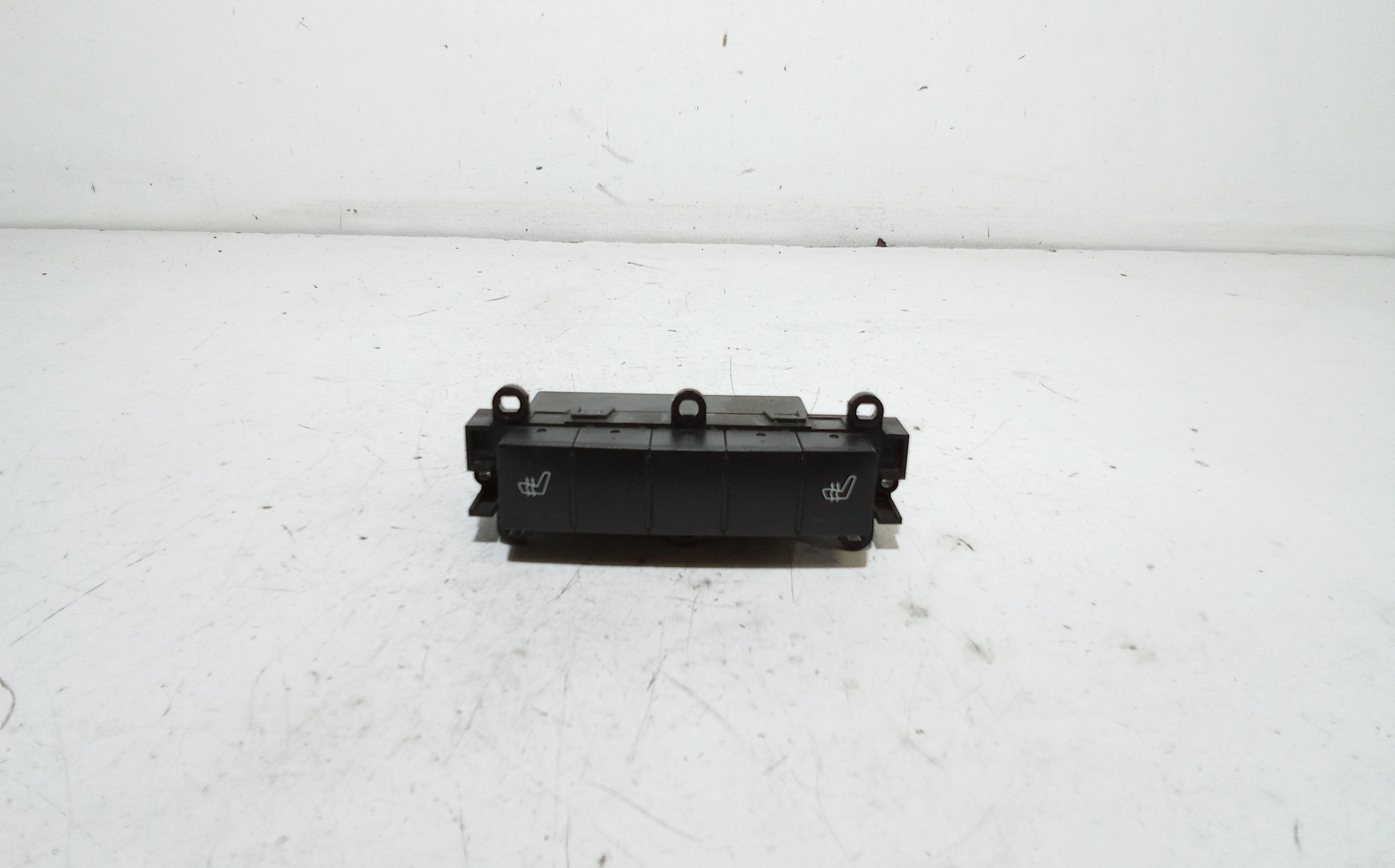 Interruttore Sedile Ant. Riscaldabile Usato