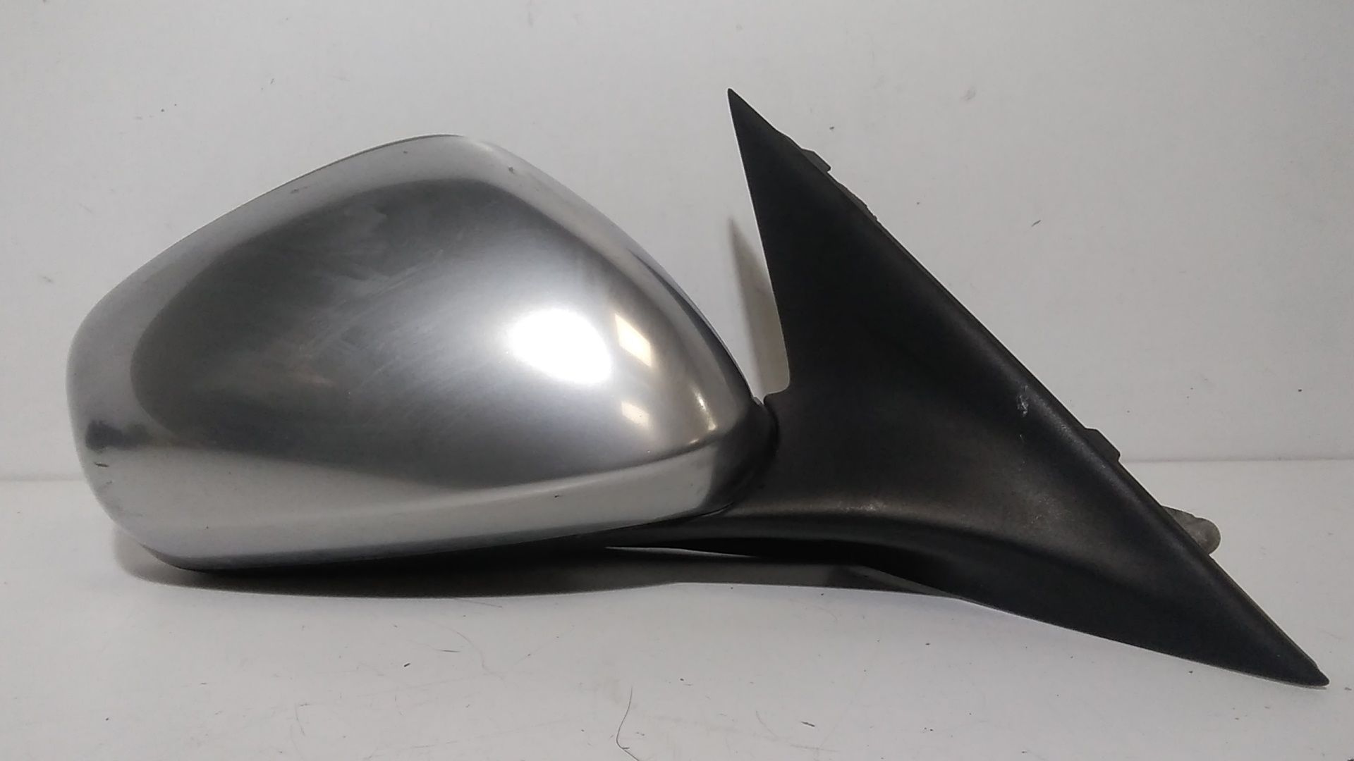 Retrovisore Est. Destro Usato