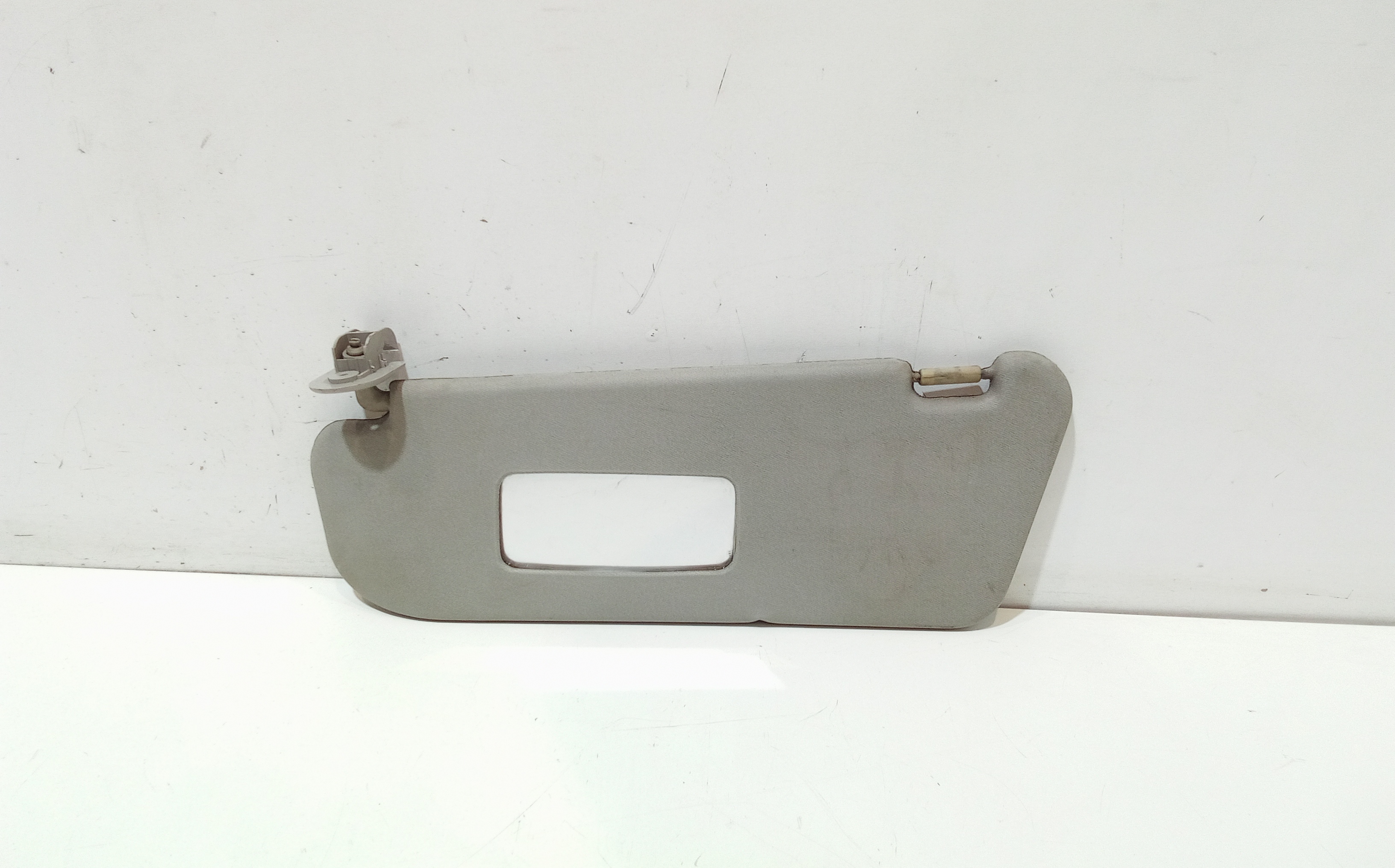 Aletta Parasole Parabrezza Sinistro 96650112 Usato