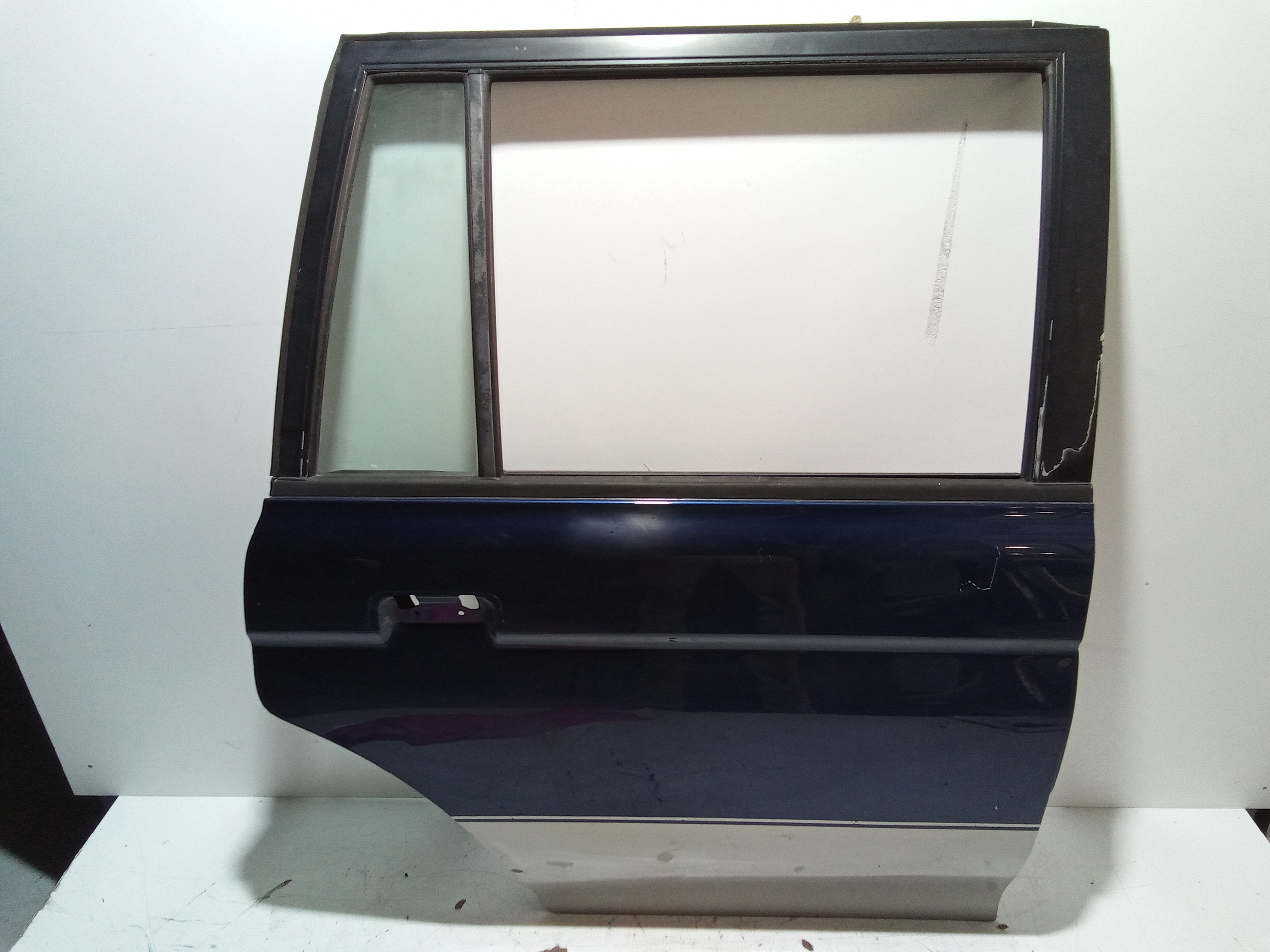 Porta Post. Destro 5730A048 Usato