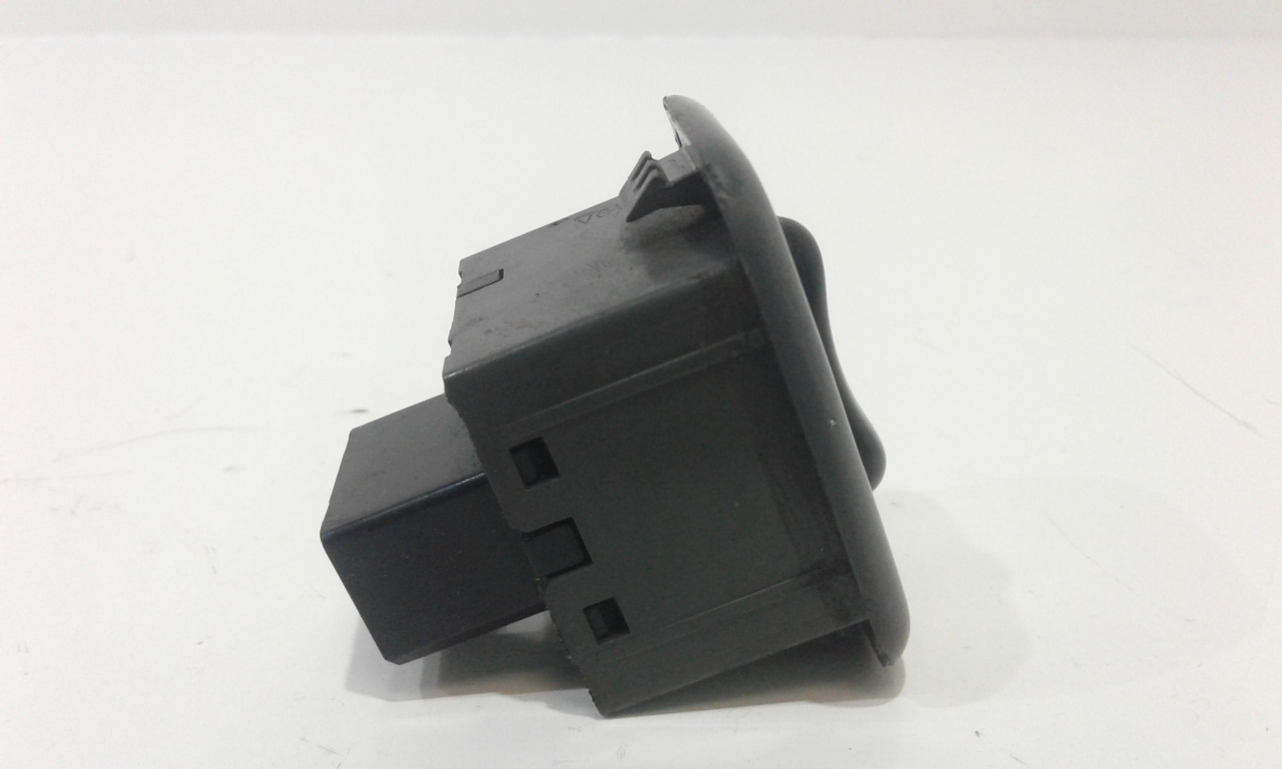 Interruttore Alzacristalli Porta Ant. Destro Usato