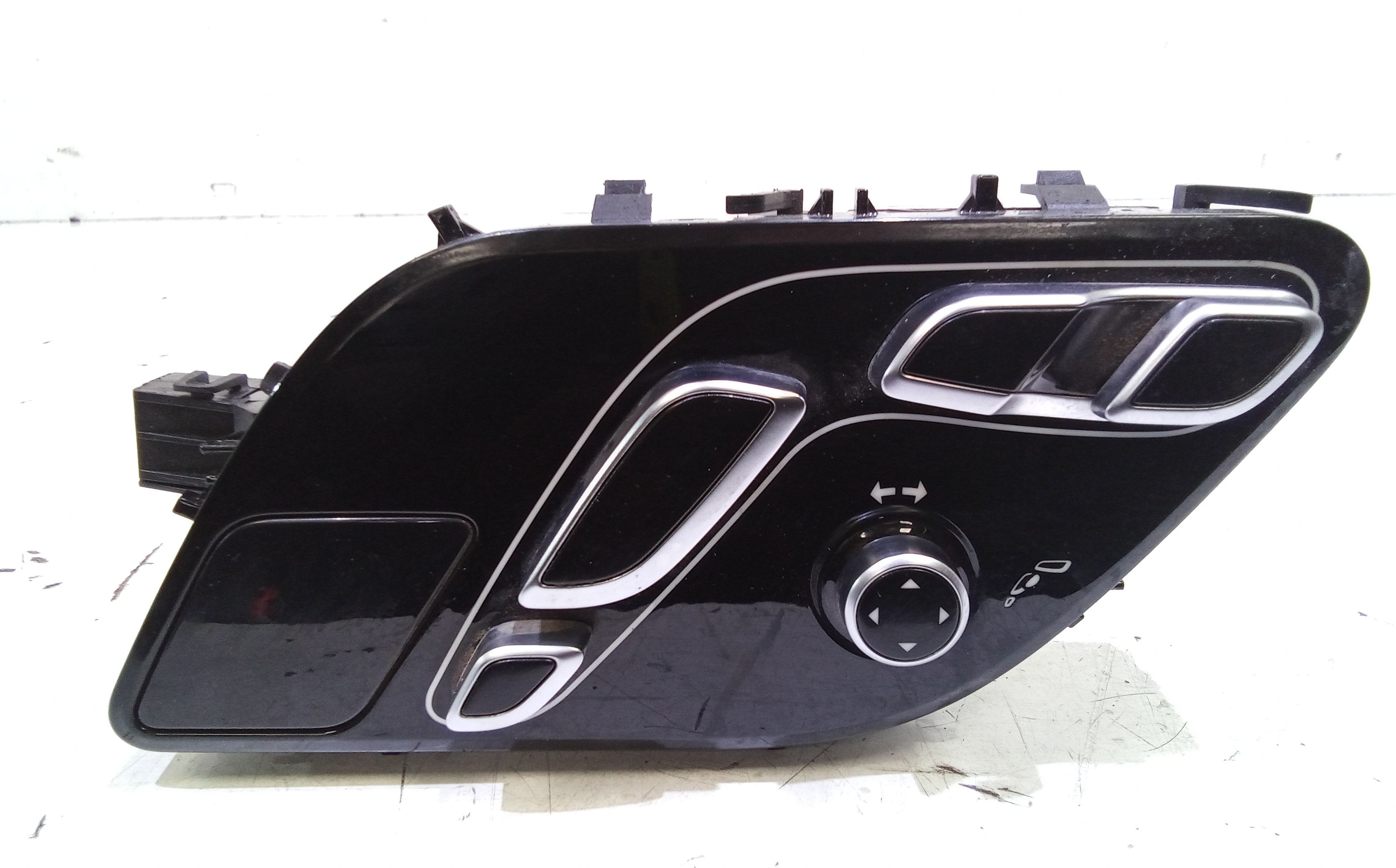 Interruttore Regolazione Sedile Destro LR057353 Usato