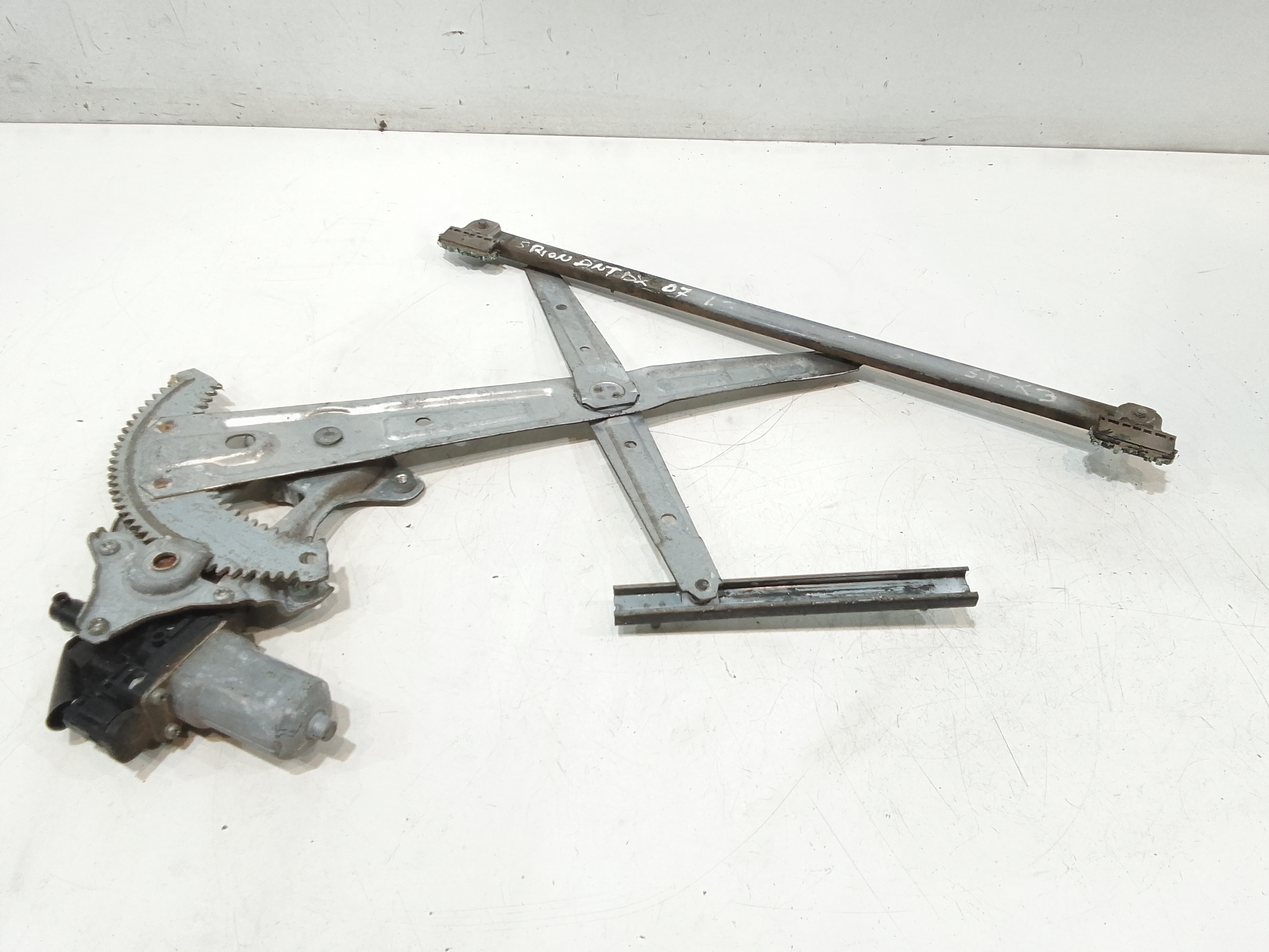 Alzacristallo Porta Ant. Destro Usato