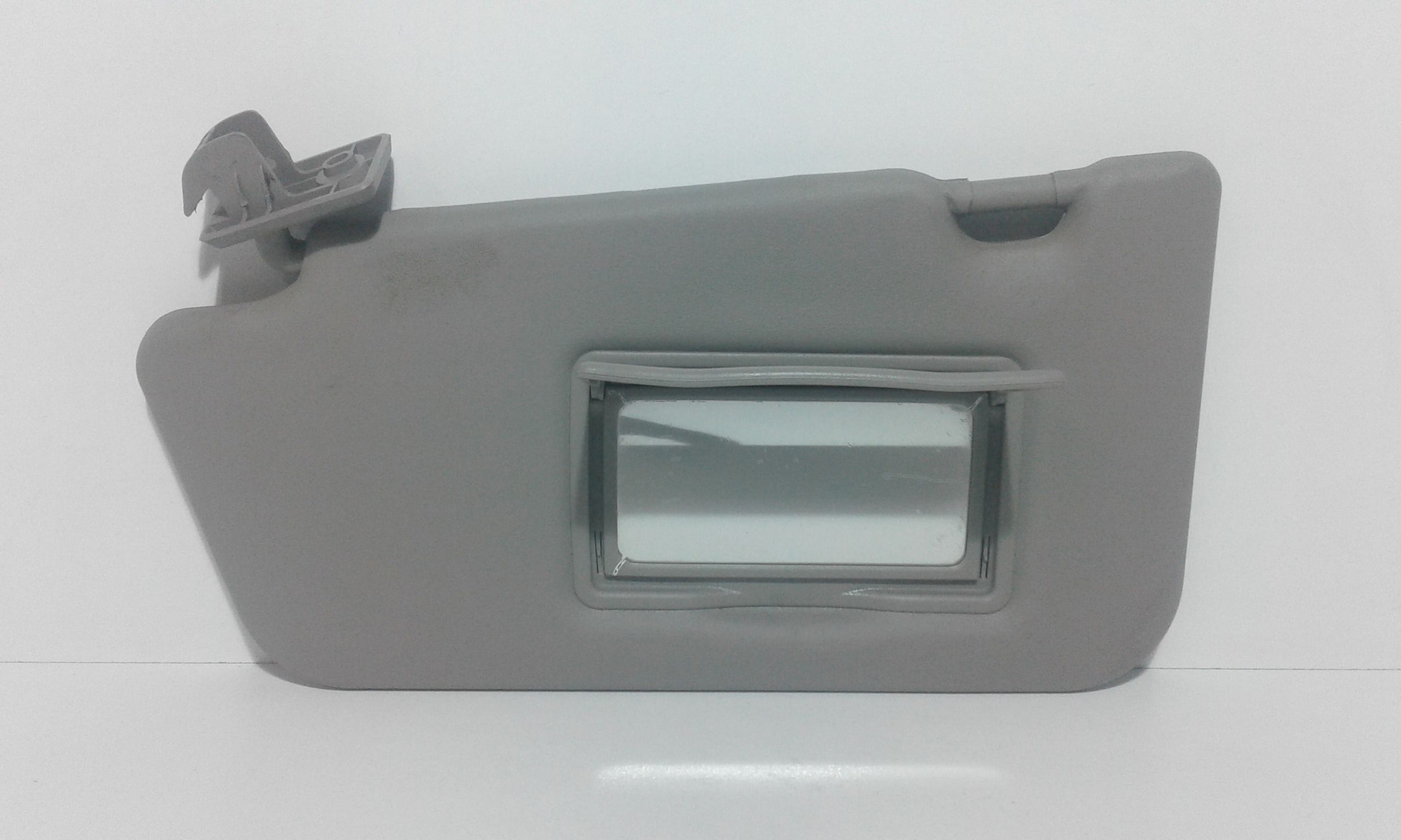 Aletta Parasole Parabrezza Sinistro 964011F514 Usato