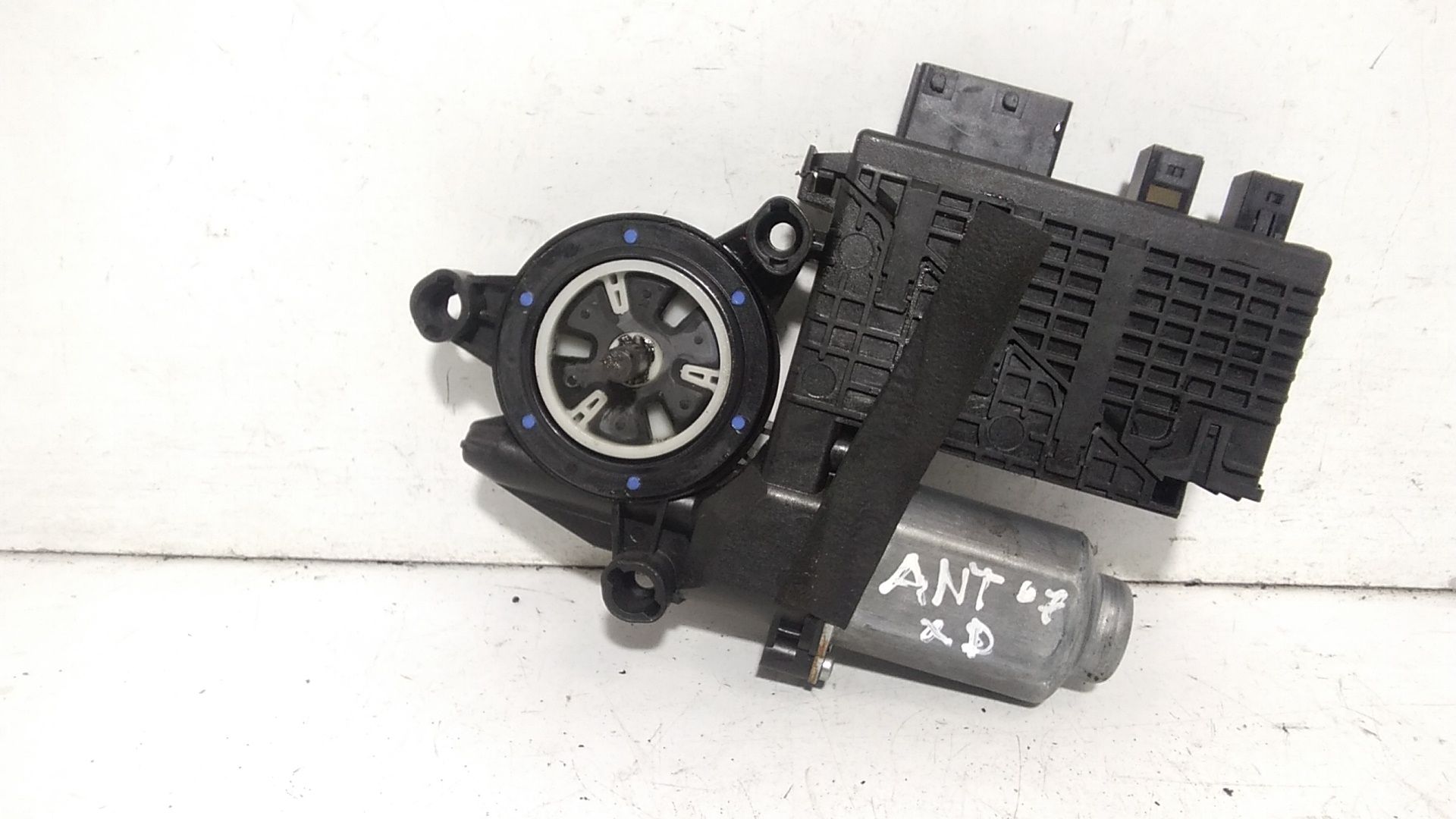 Motorino Alzacristallo Porta Ant. Destro 9222GZ Usato