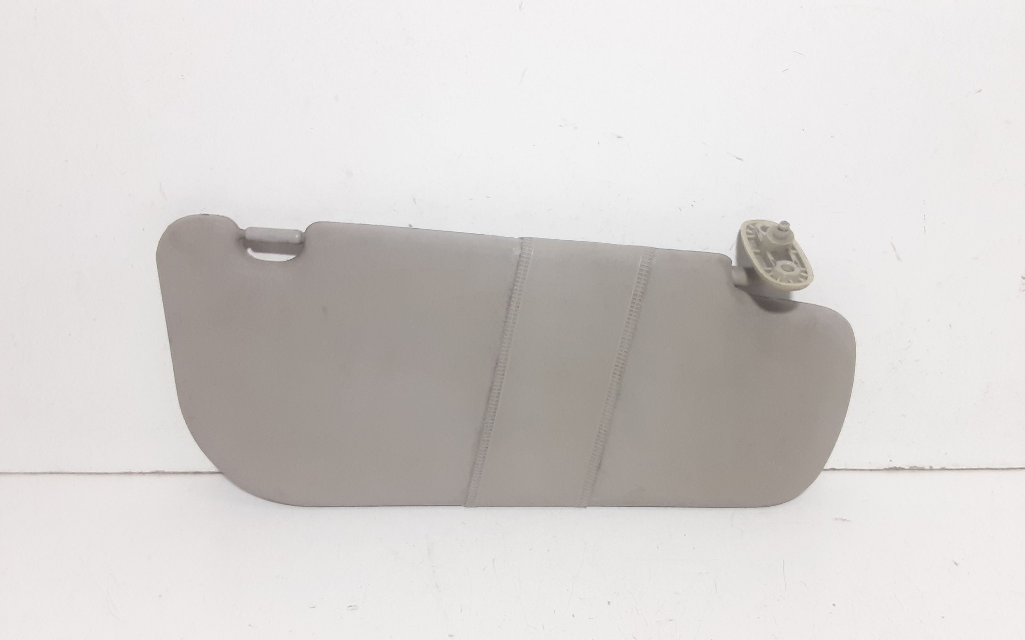 Aletta Parasole Parabrezza Destro 8522007140MG Usato