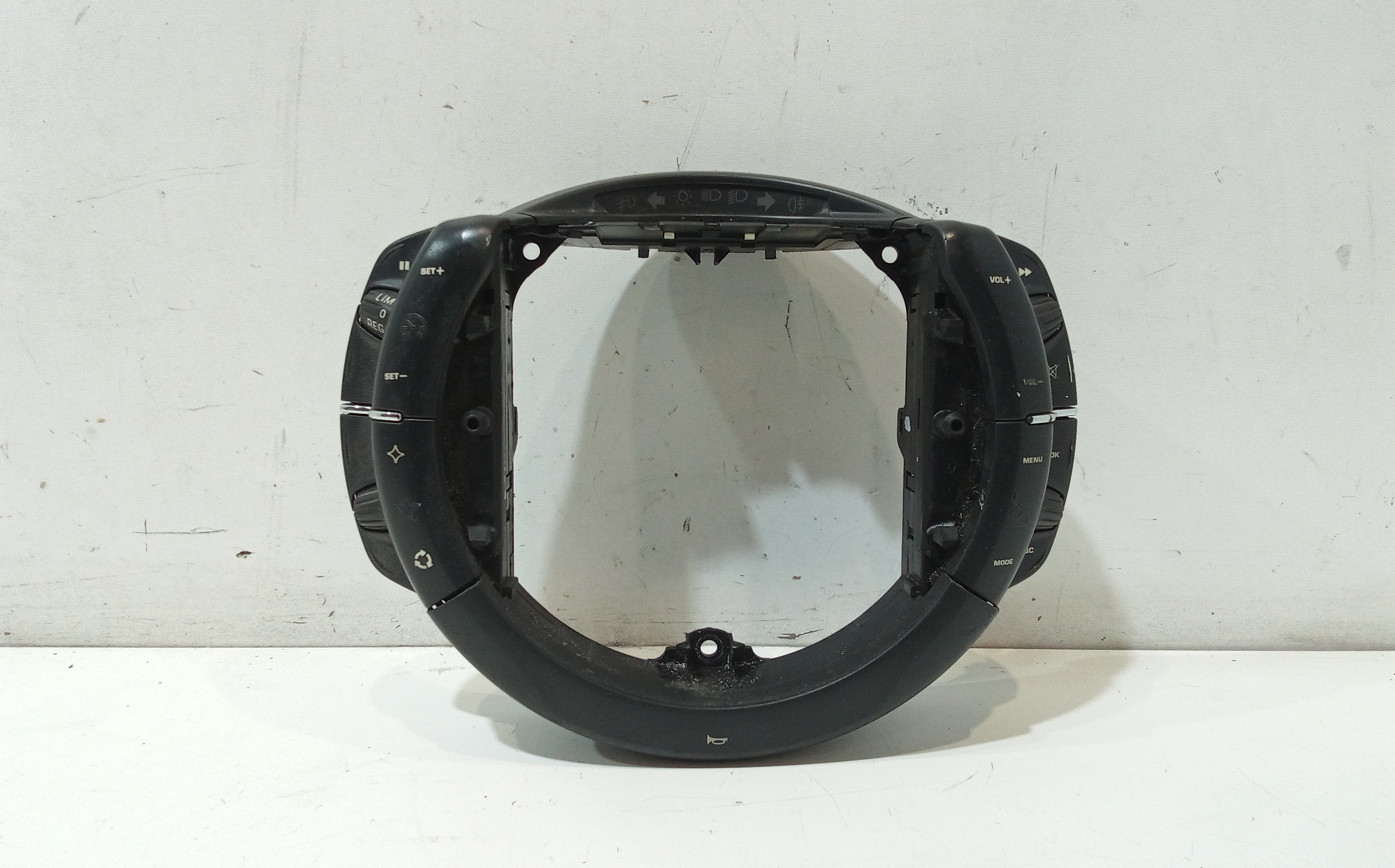 Blocco Volante Multifunzione Usato