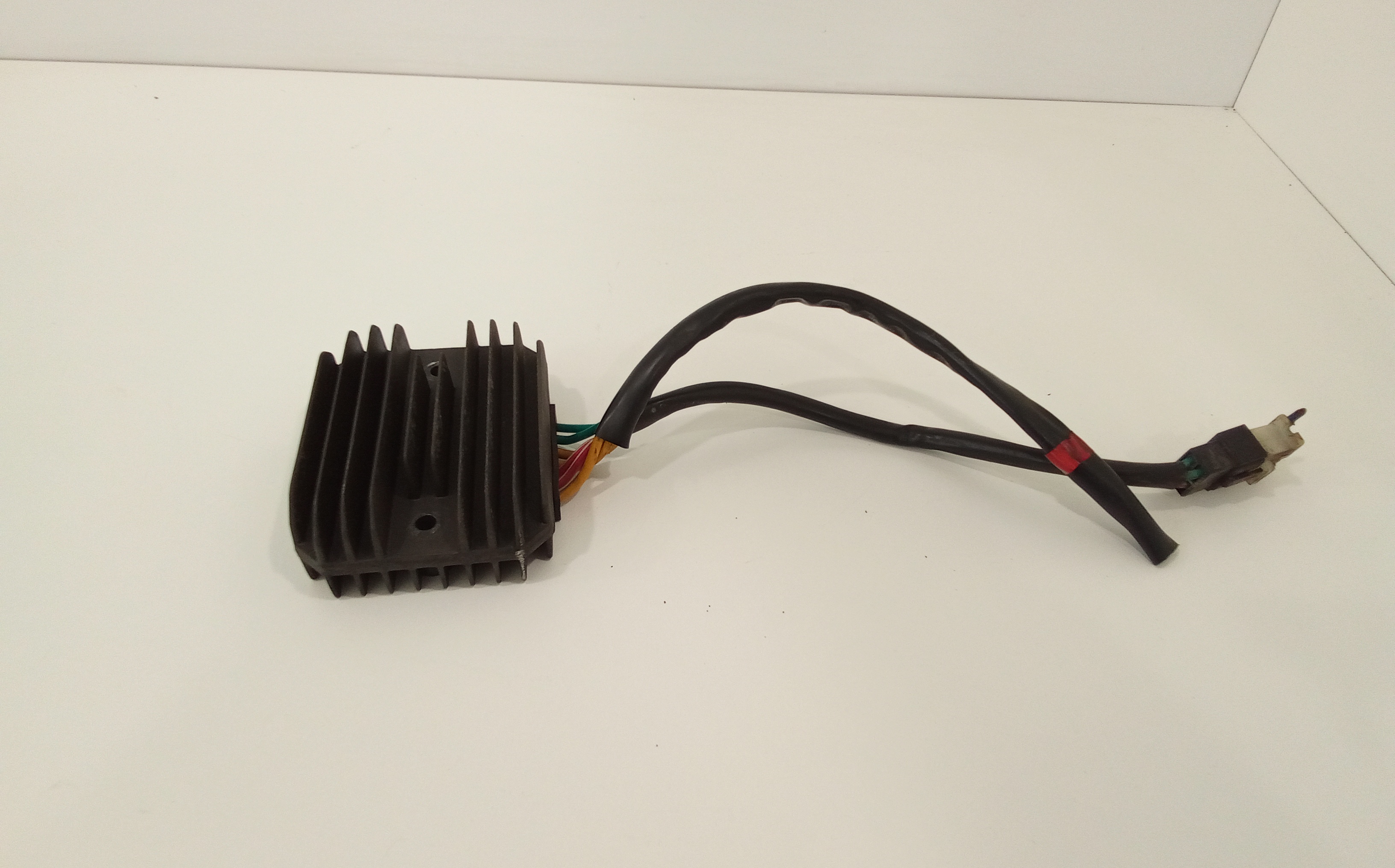 Regolatore Tensione Usato