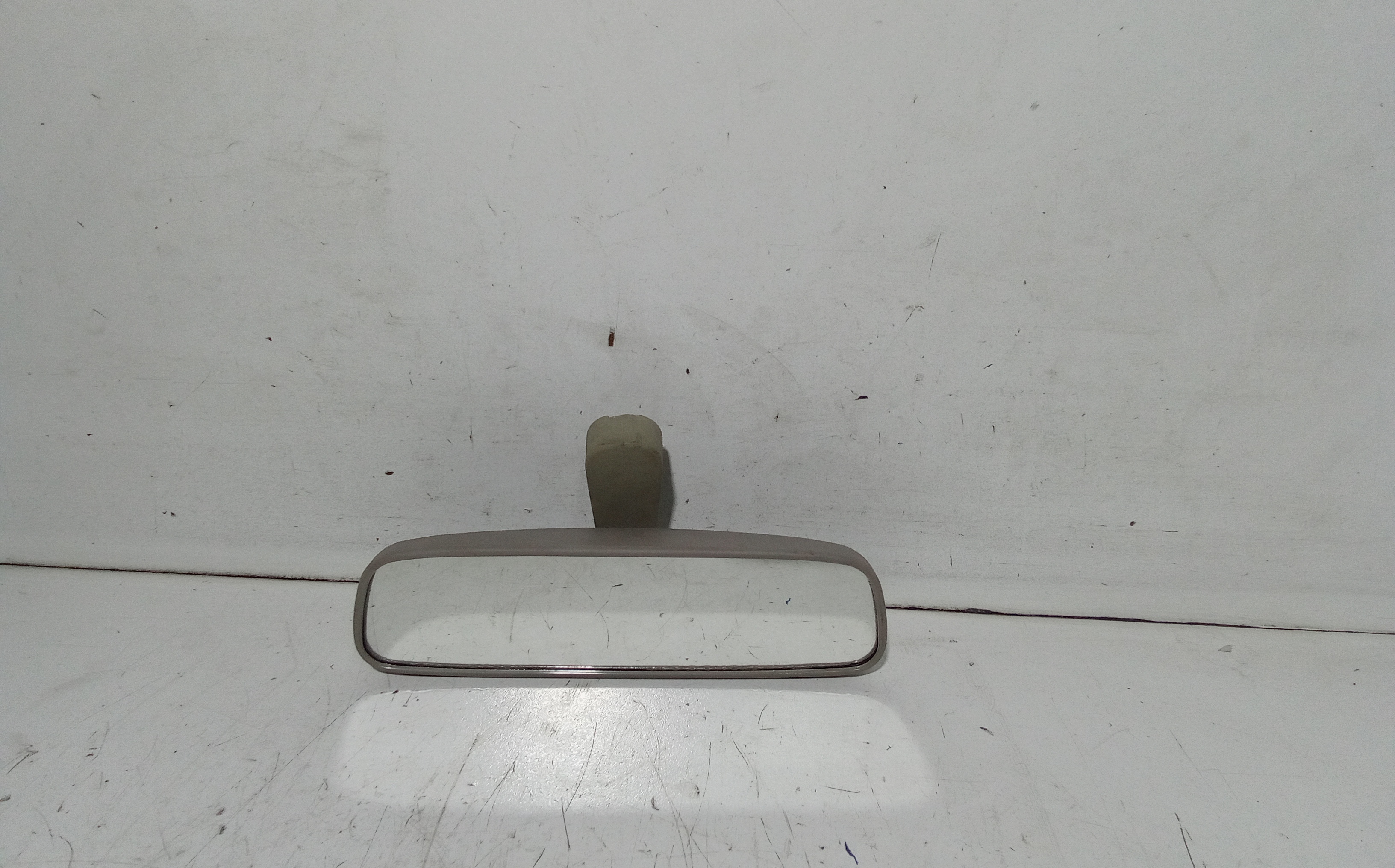 Retrovisore Interno 8477063J00000 Usato