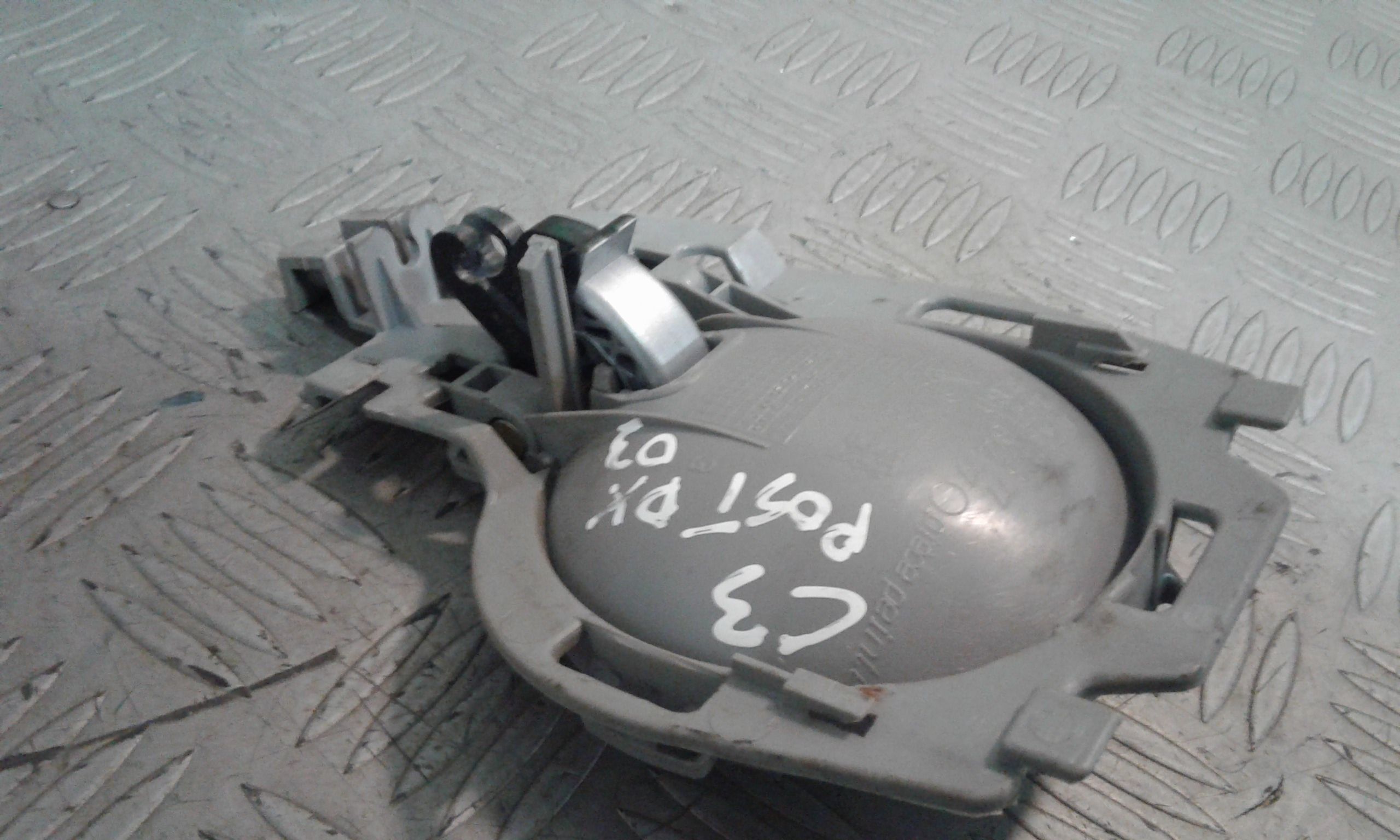 Maniglia Int. Apertura Porta Post. Destro 914489 Usato