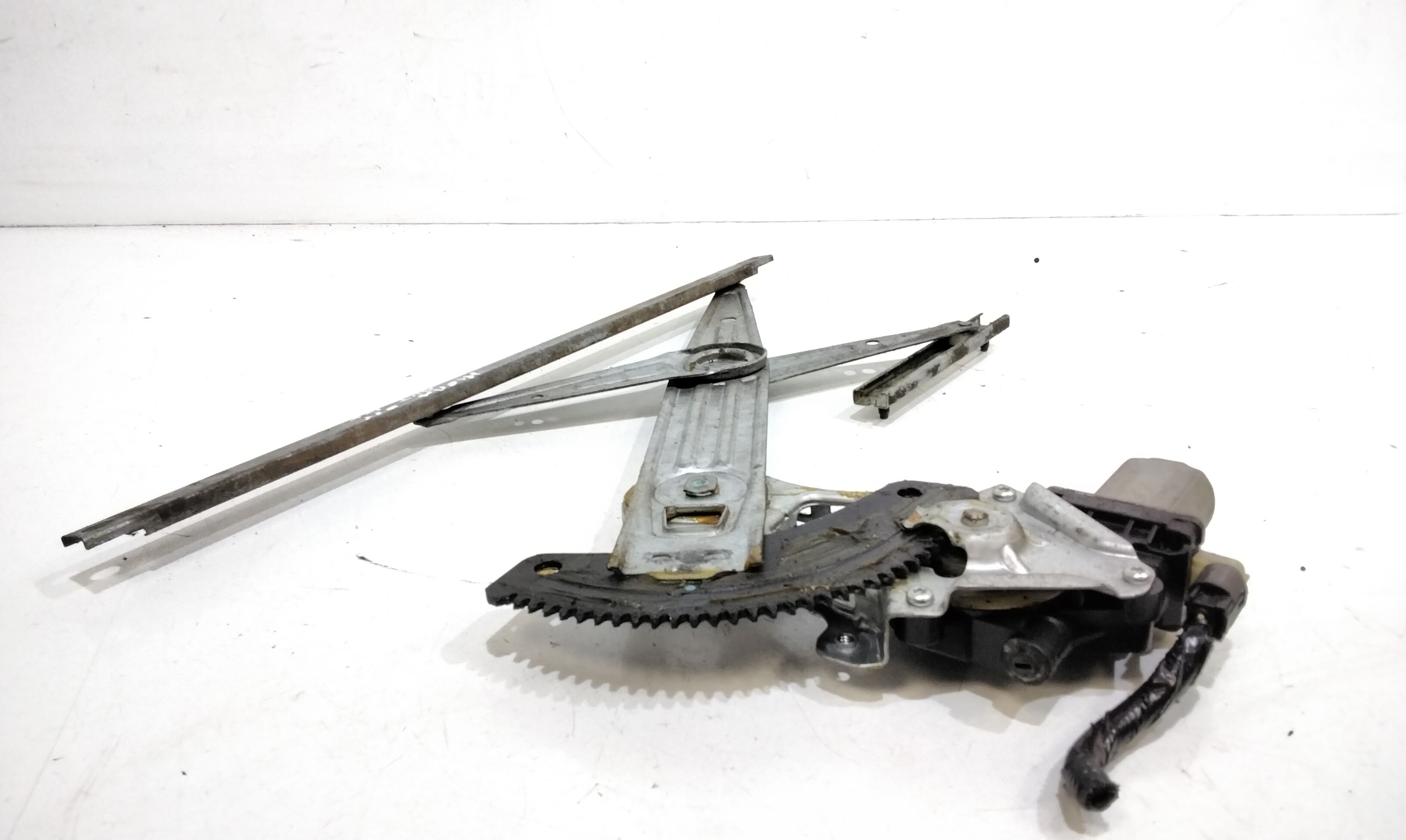 Alzacristallo Porta Ant. Destro Usato