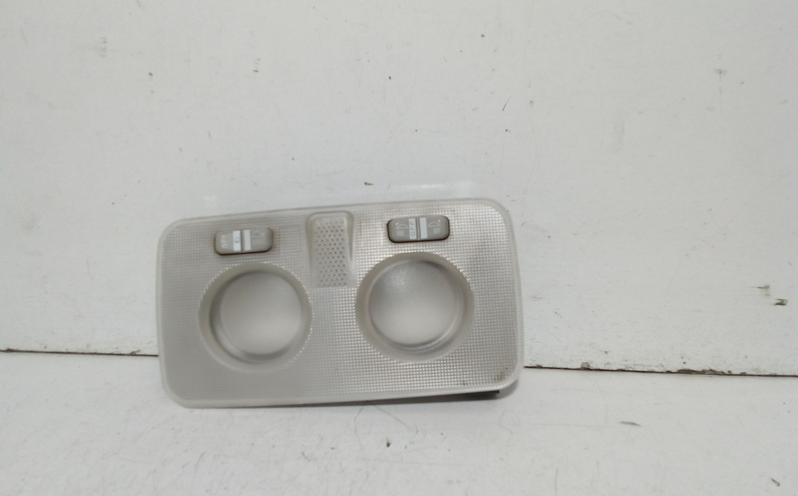 Luce Cortesia Ant. Tetto 735507762 Usato