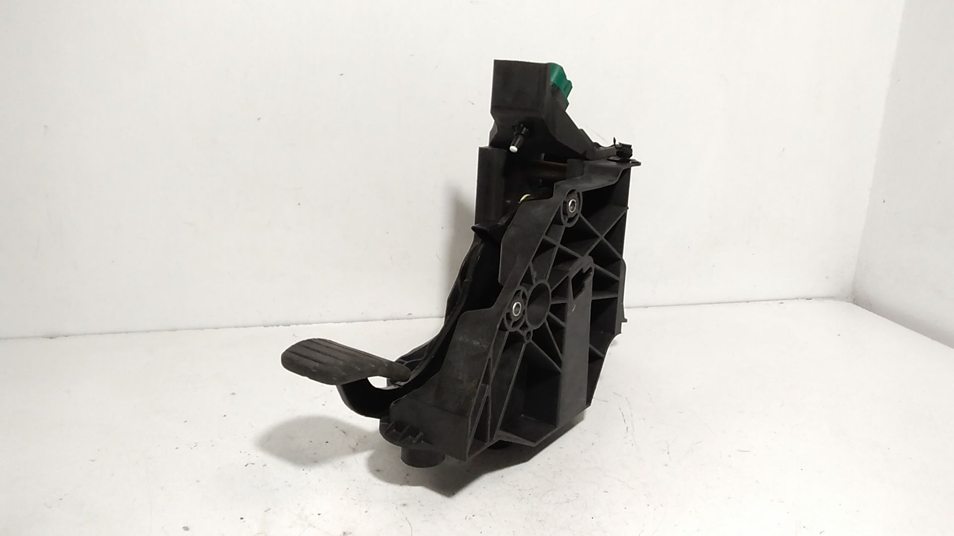 Pedale Freno 465016415R Usato