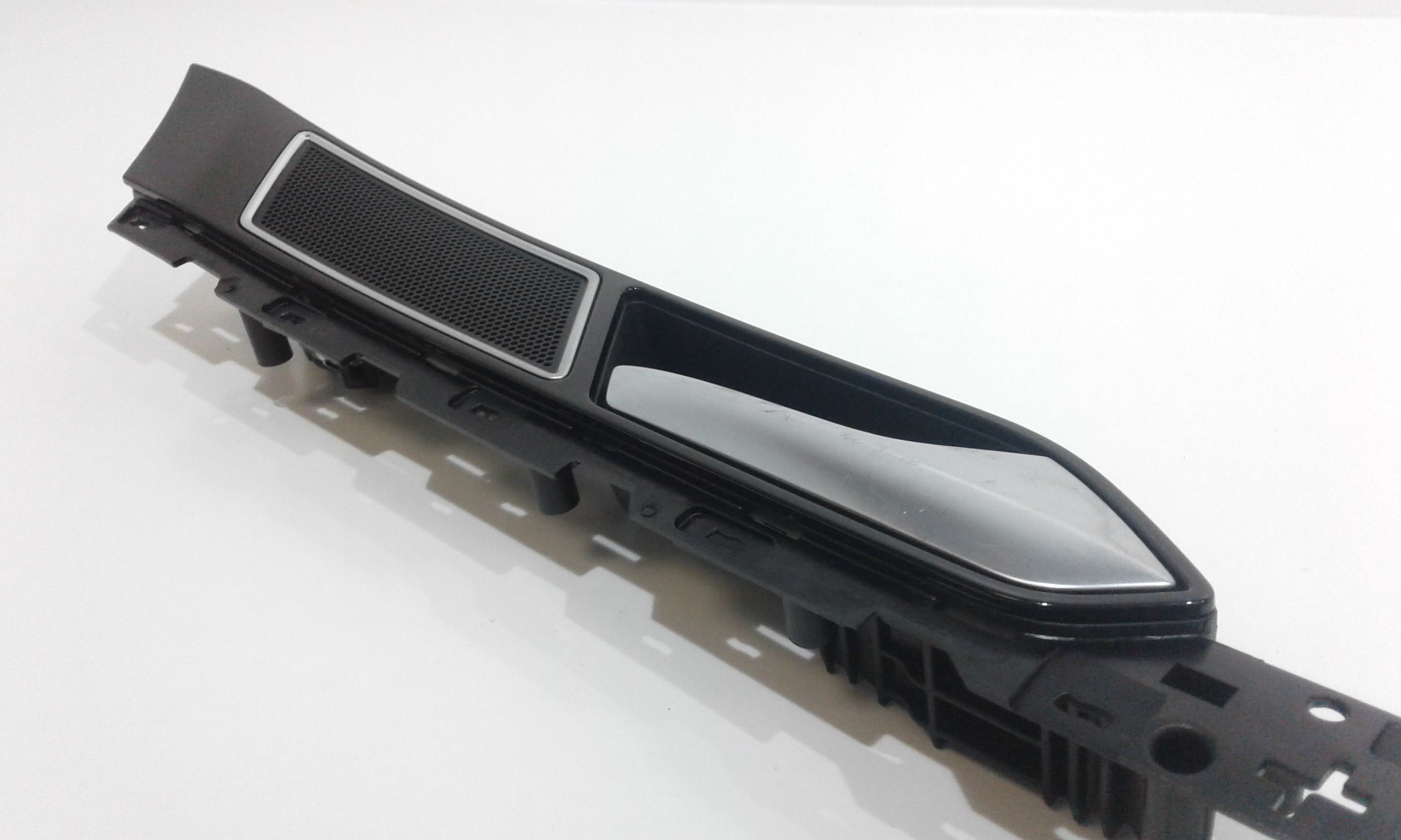 Maniglia Int. Apertura Porta Ant. Destro Usato