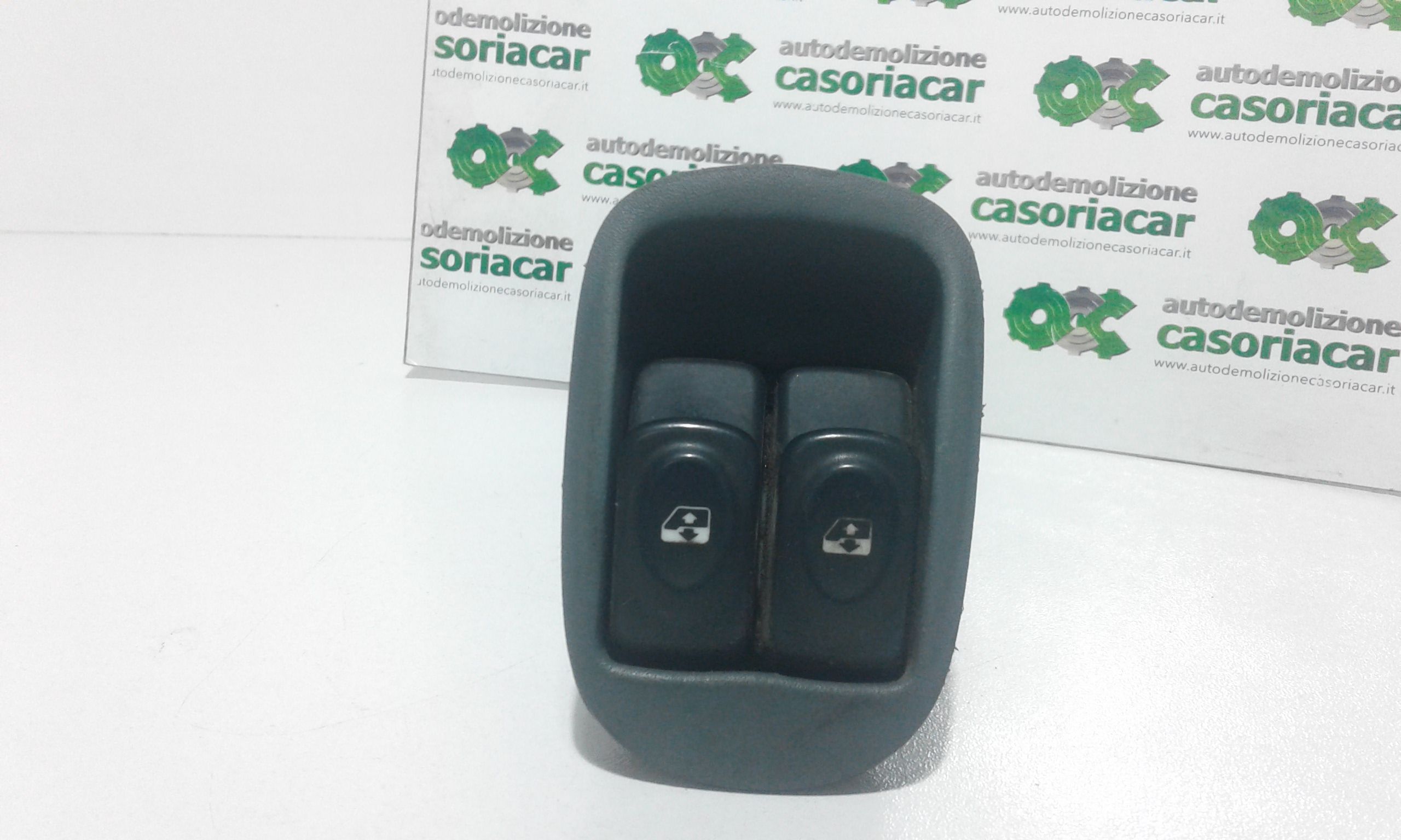 Interruttore Alzacristalli Porta Ant. Sinistro Usato