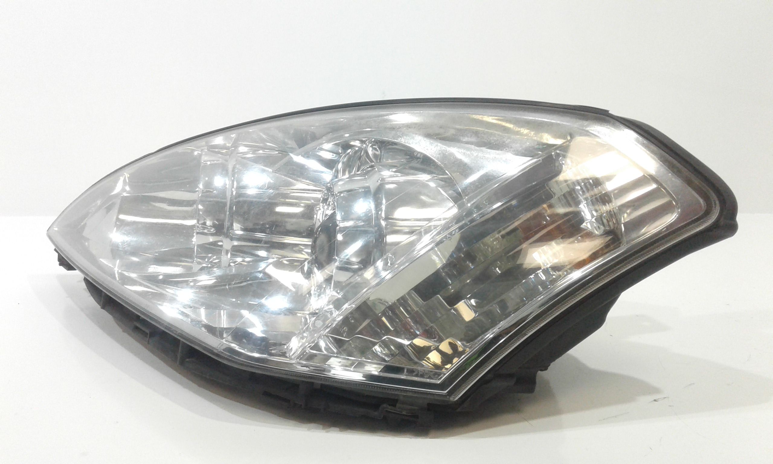 Proiettore Sinistro 8310309101 Usato