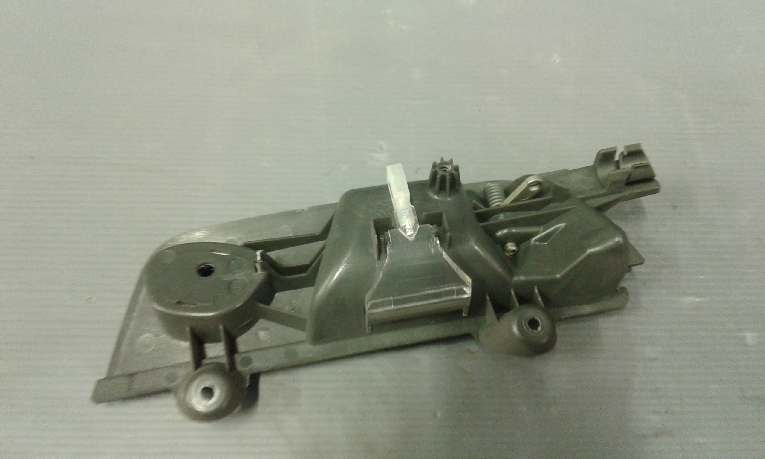 Maniglia Int. Apertura Porta Post. Destro 8E0839020C7PE Usato